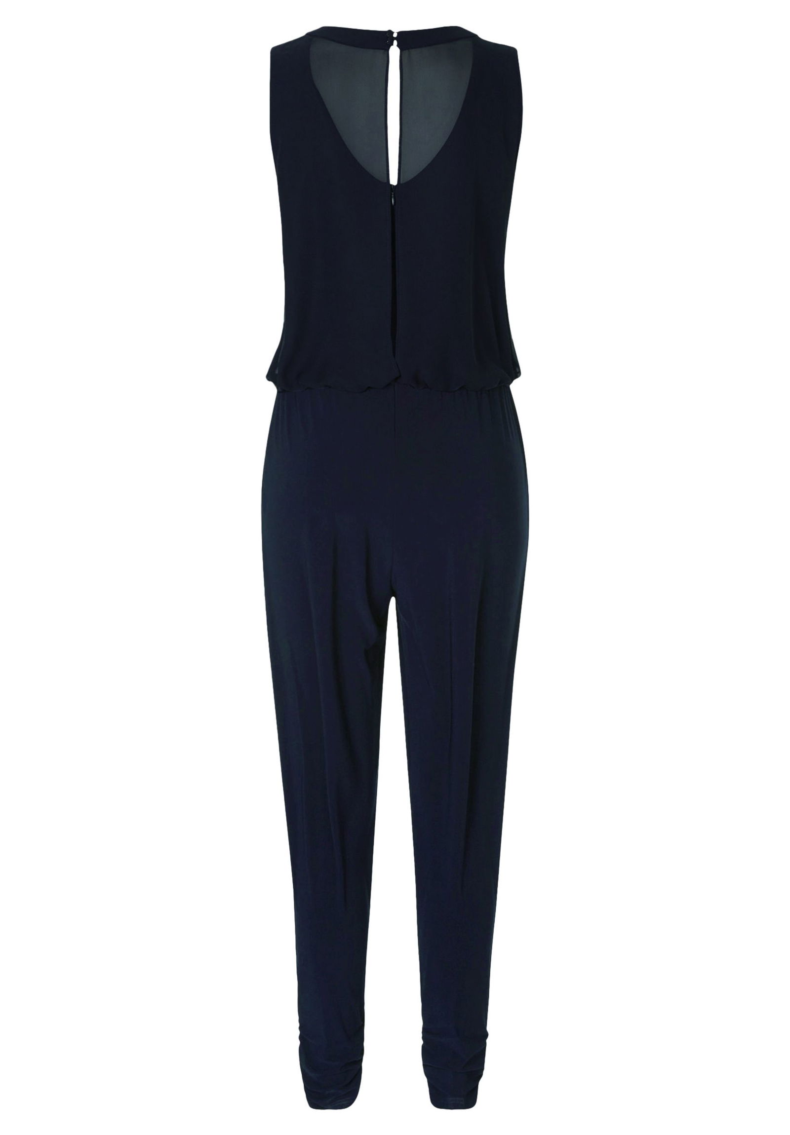 Vera Mont | Vera Mont Overall | 44 | night sky