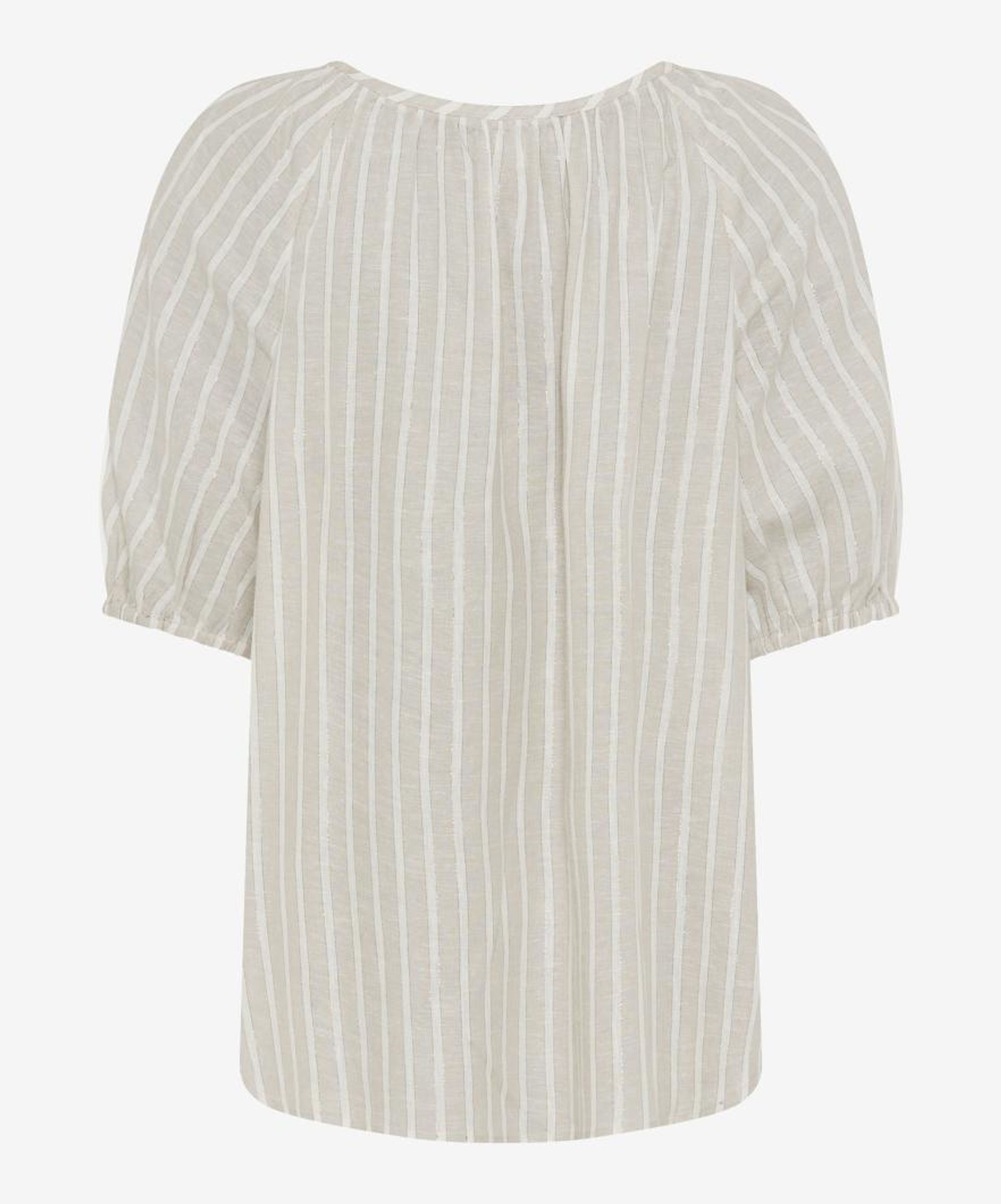 |  Style Viva | 38 | beach