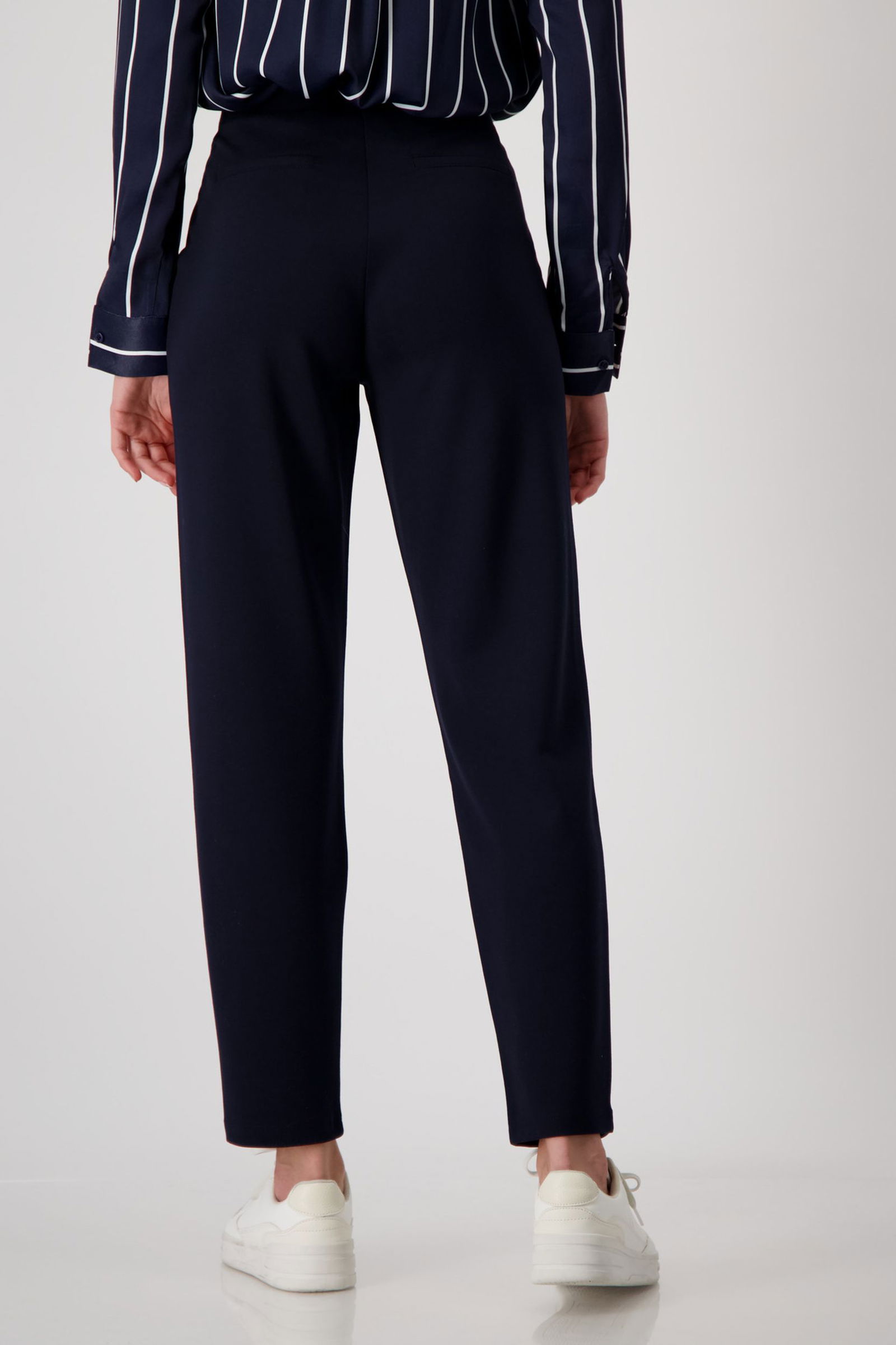 Monari |  Monari Schmale Hose  | 44