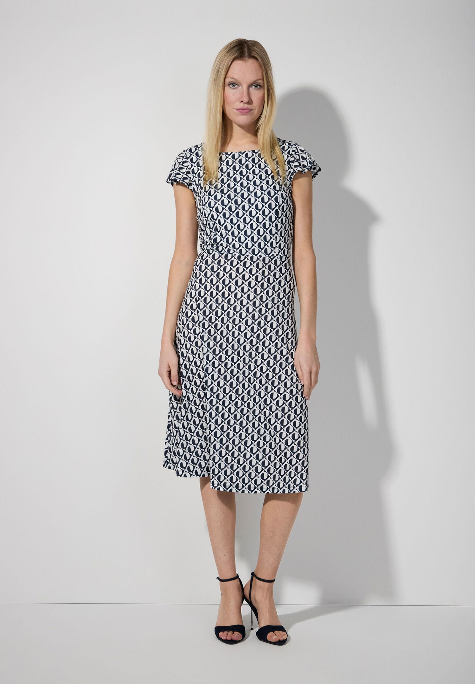 12ee5e8adf4ca5c16b03a717f9f6733e More & More |  More & More Freizeitkleid  | 42 | 1500_2041