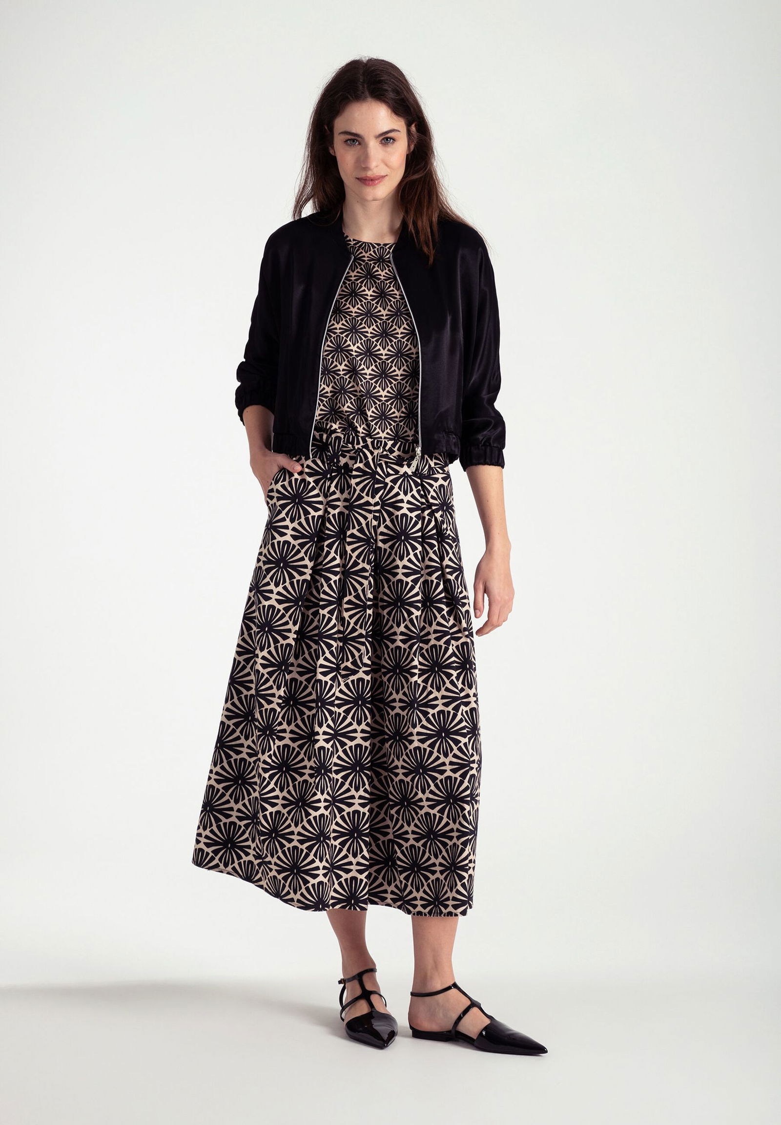 More & More | More & More Satin-Blouson | 38 | schwarz