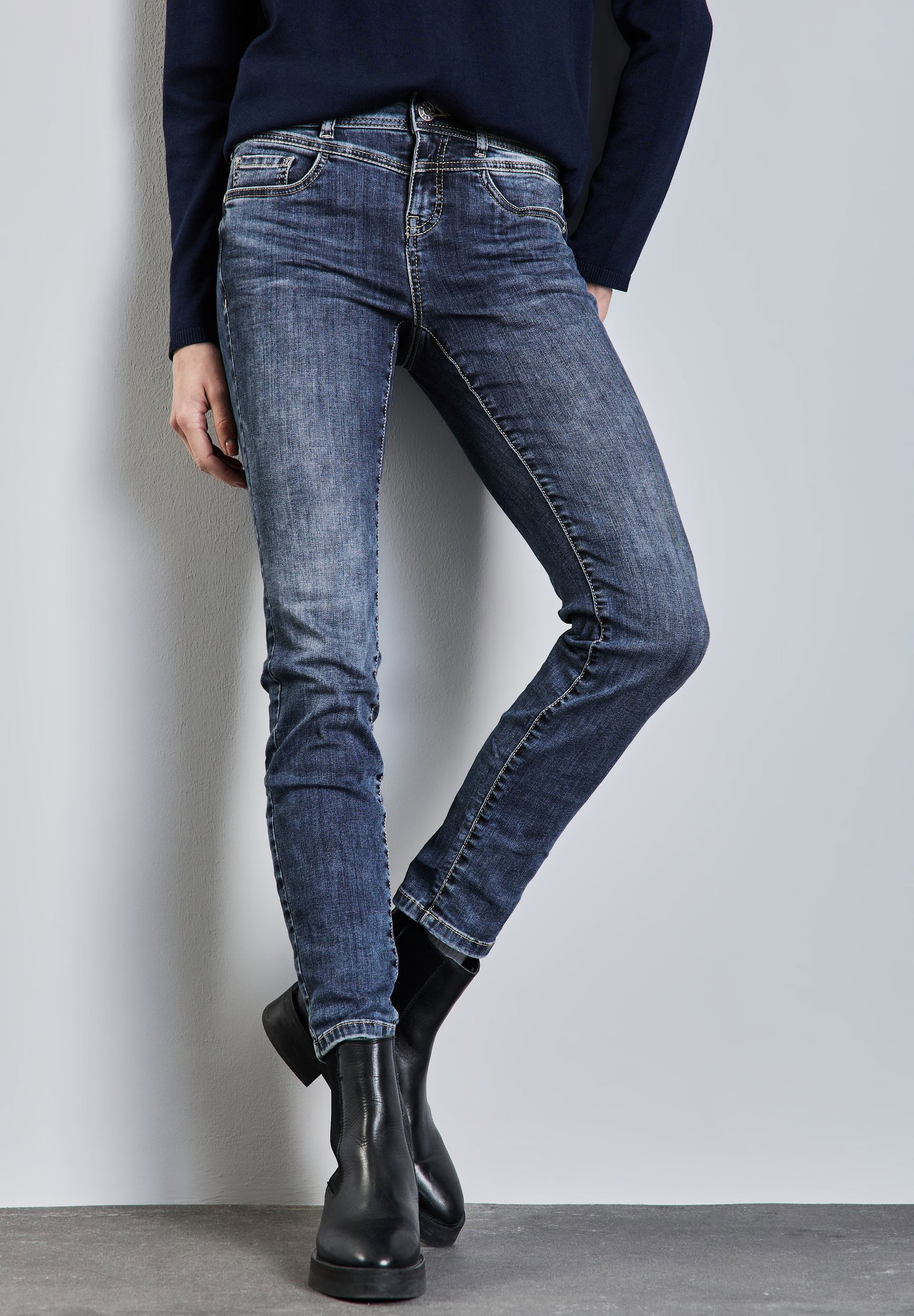 406ebc7d3d2c0abc57f7661e6baaf08a Street One | Street One Straight Leg Jeans | 30/28 | 4565_16468