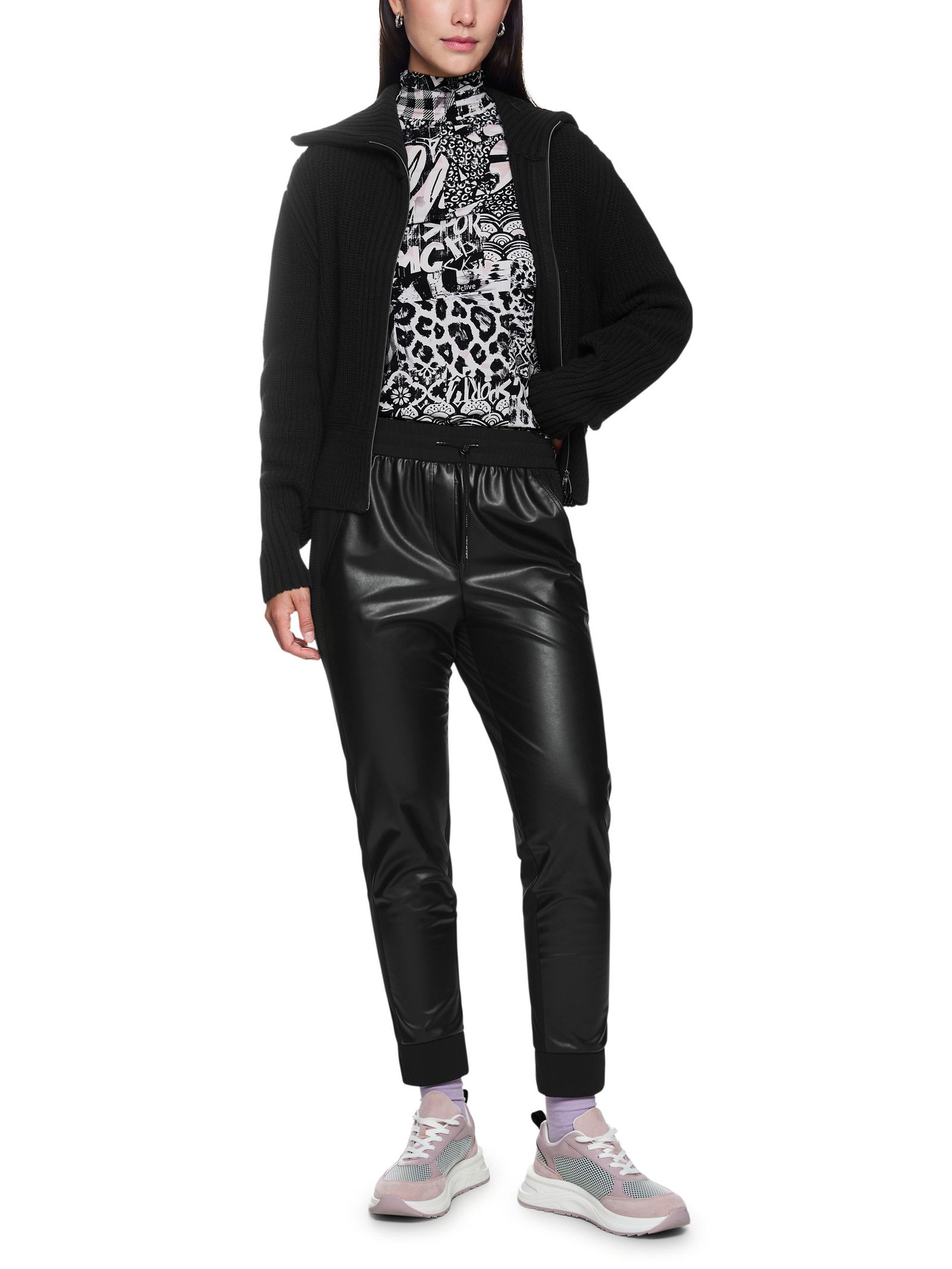 3e7abdada03b301eab8a629de5b16b88 Marc Cain Sports | Marc Cain Sports Joggingpants | 46 | black