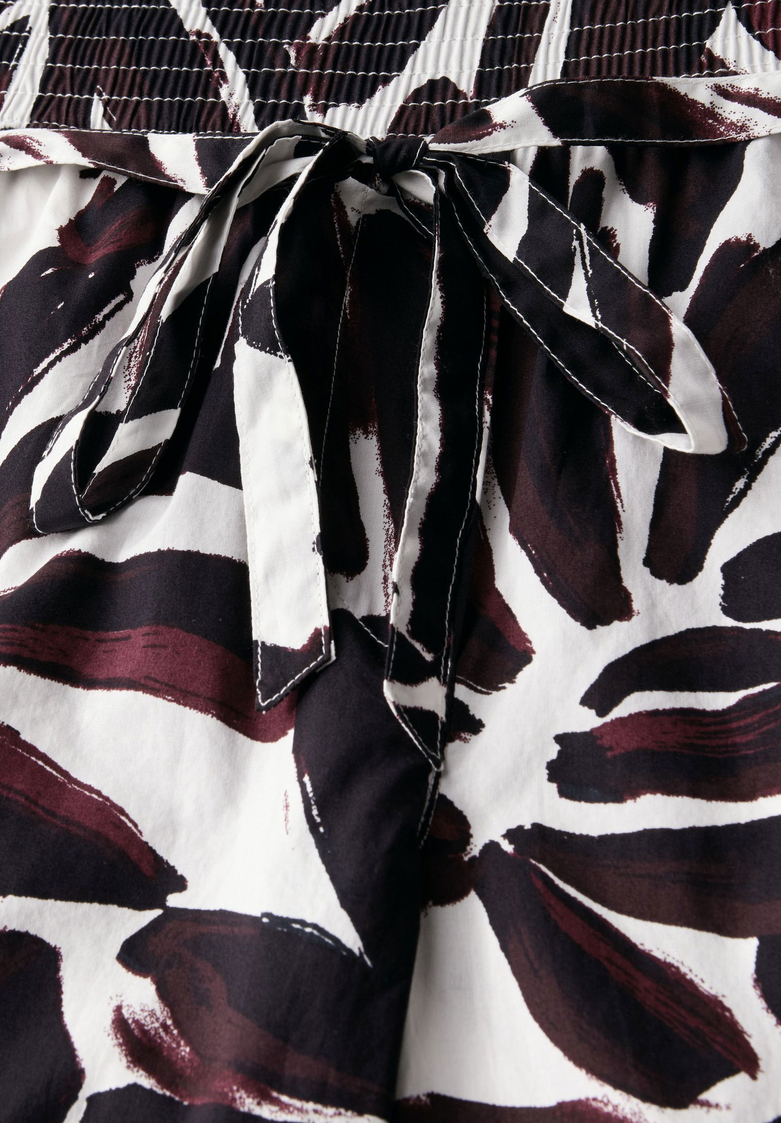 16fa2078b71b9be7db4caf9f1bfbdb0e | Gemusterte Wide Leg Hose | 11231_36900