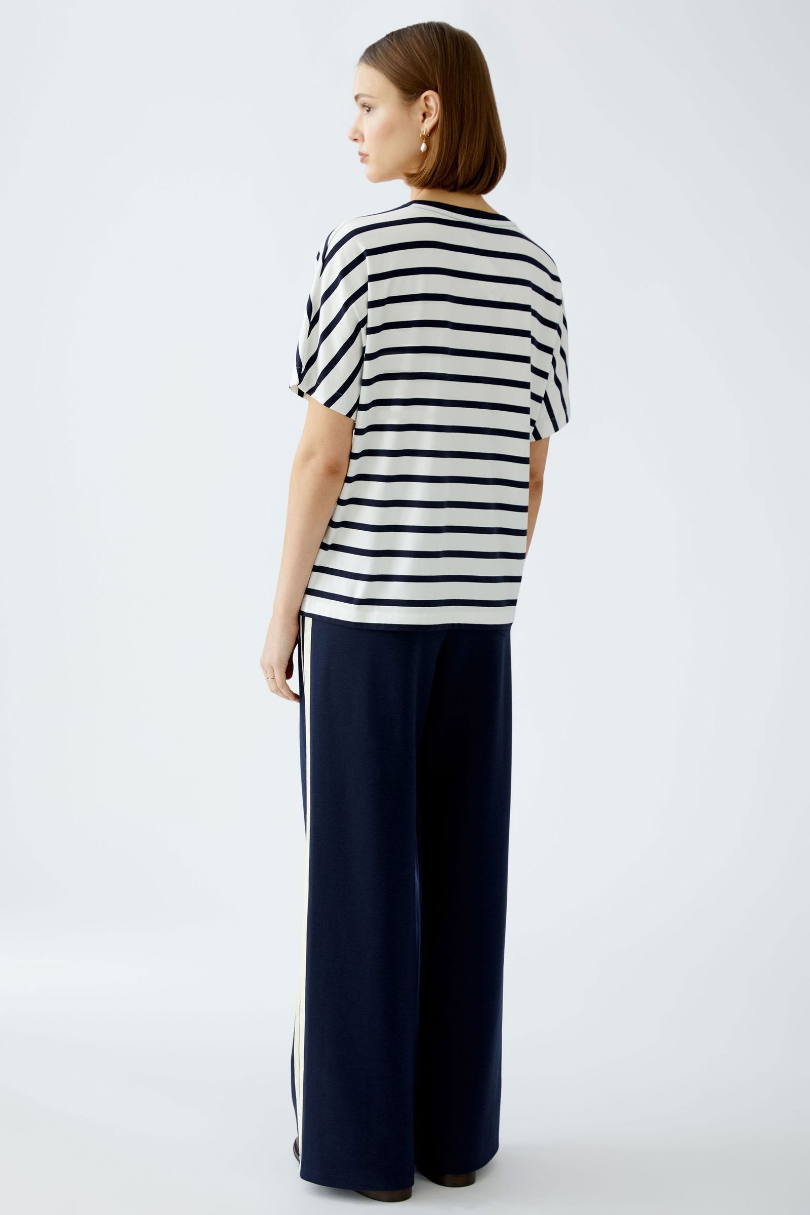  | T-Shirt | 46 | 1298_0105