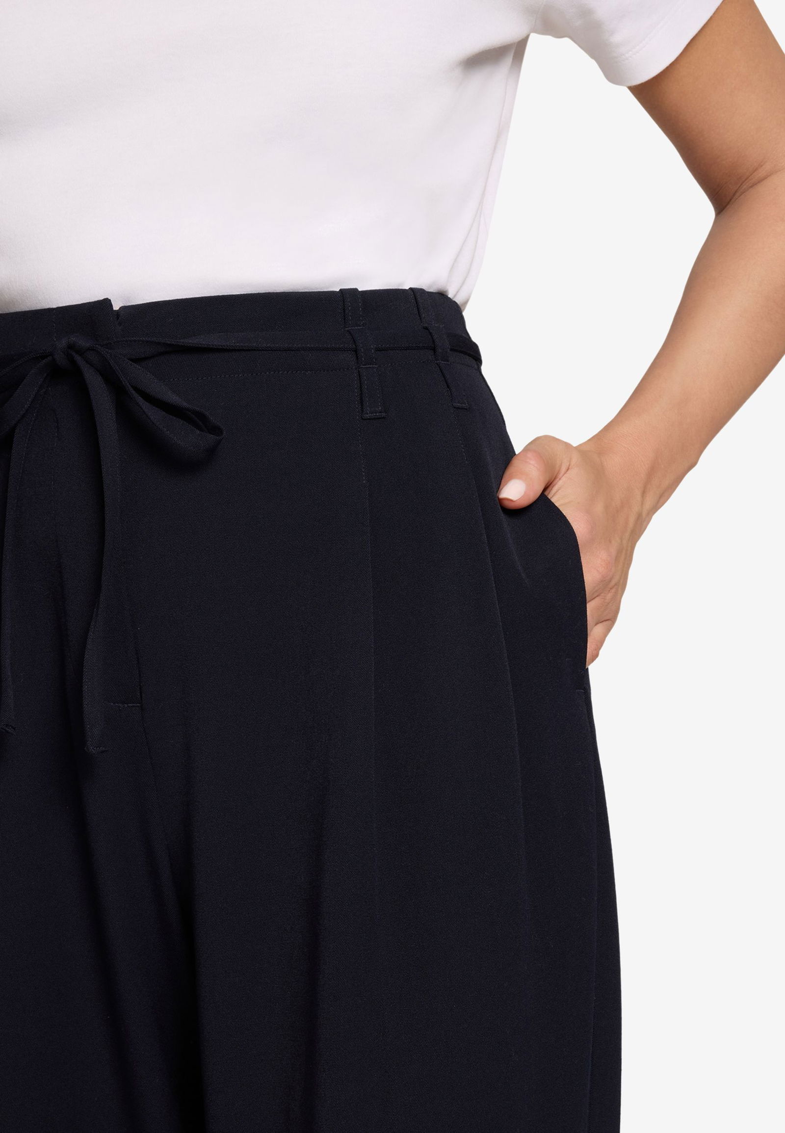 Zero |  Zero Skinny Jeans  | 34 | 1605_8105