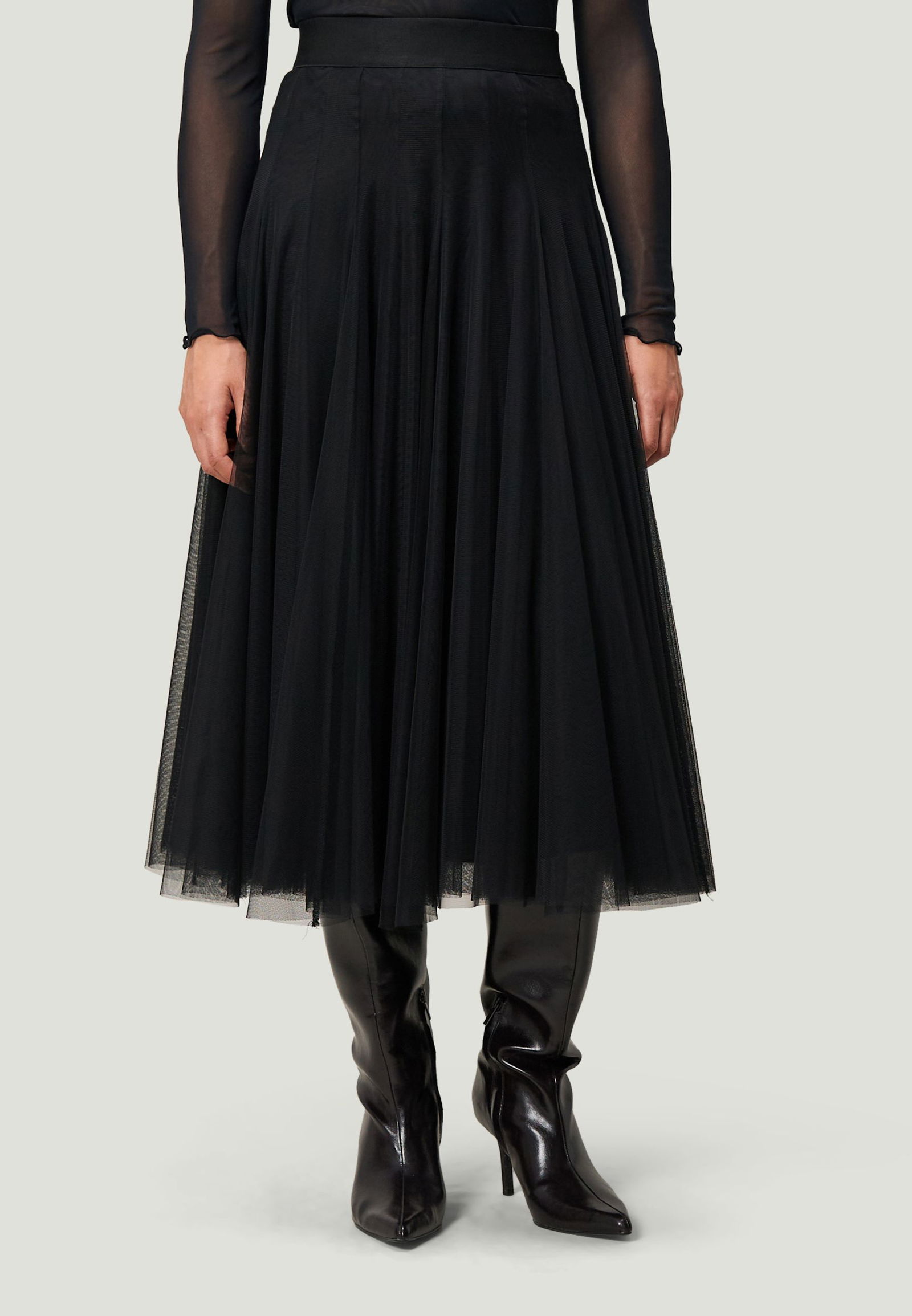 f307cddbf827cba5546958c3bbee534d Zero | Zero Sommerrock | 34 | black beauty