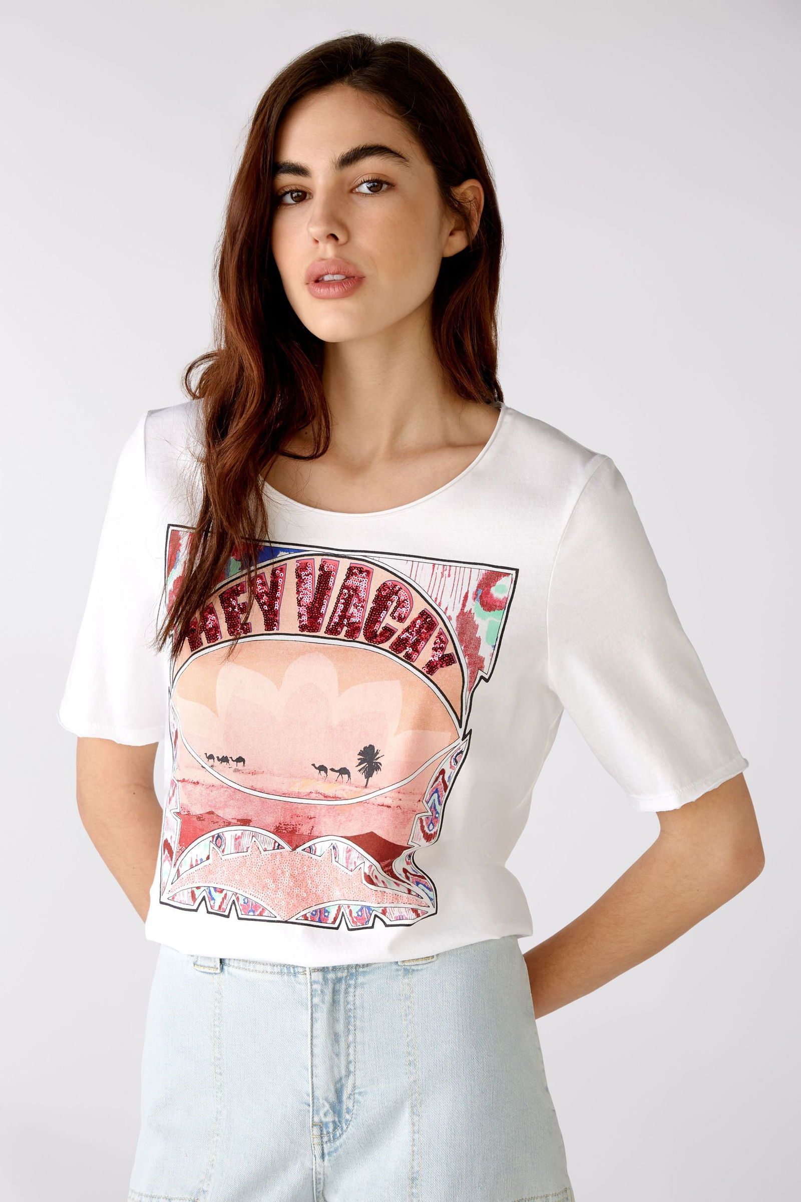 T-Shirt mit platziertem Motiv