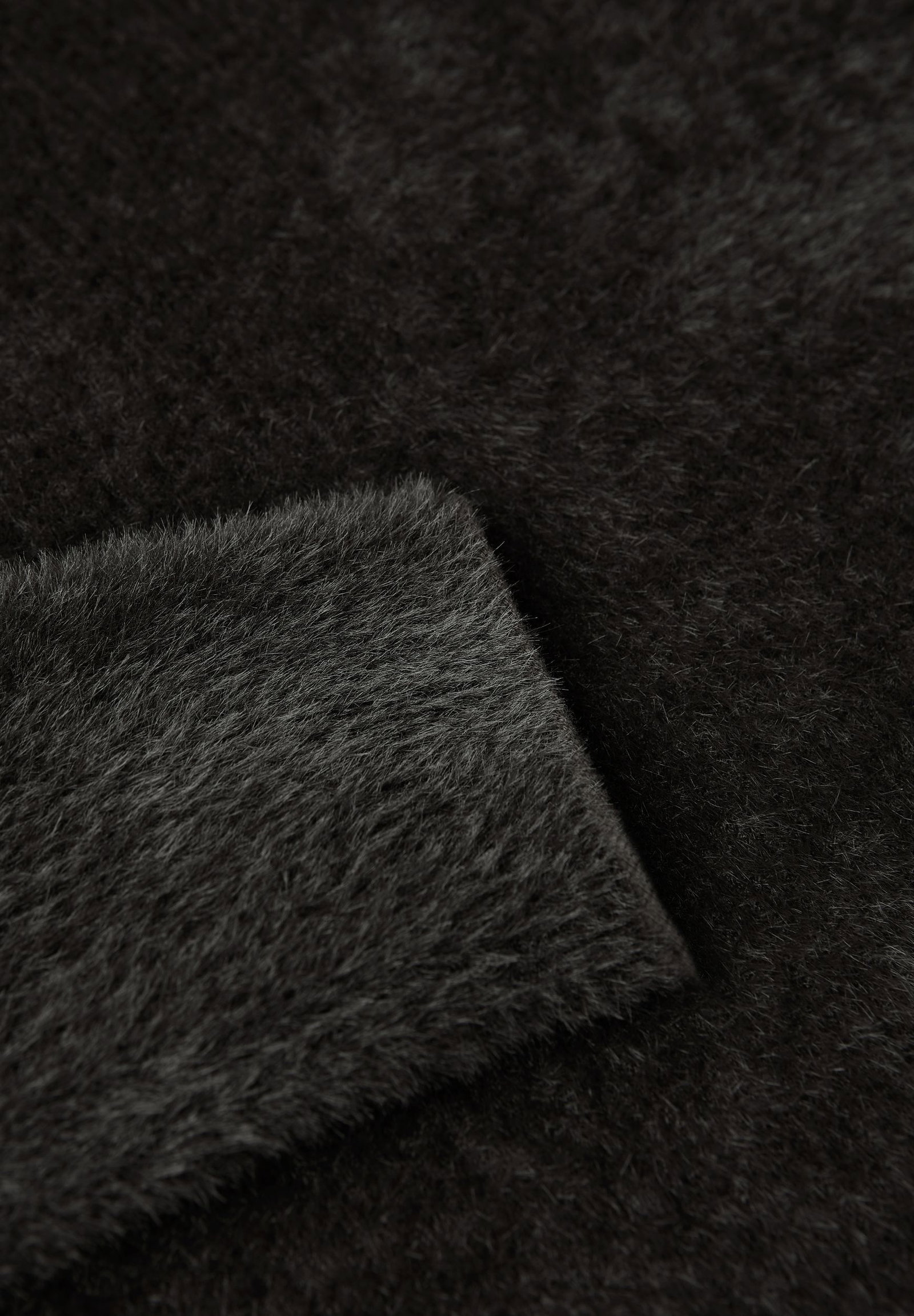 3c971d02d7e17675a90a59750e3fd84b | LTD QR_fluffy turtle sweater, hazelnut brown | 36 | 4565_17103