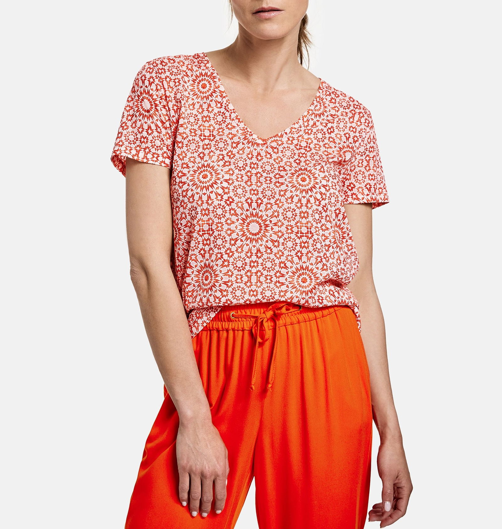 Shirt mit Ausbrennermuster