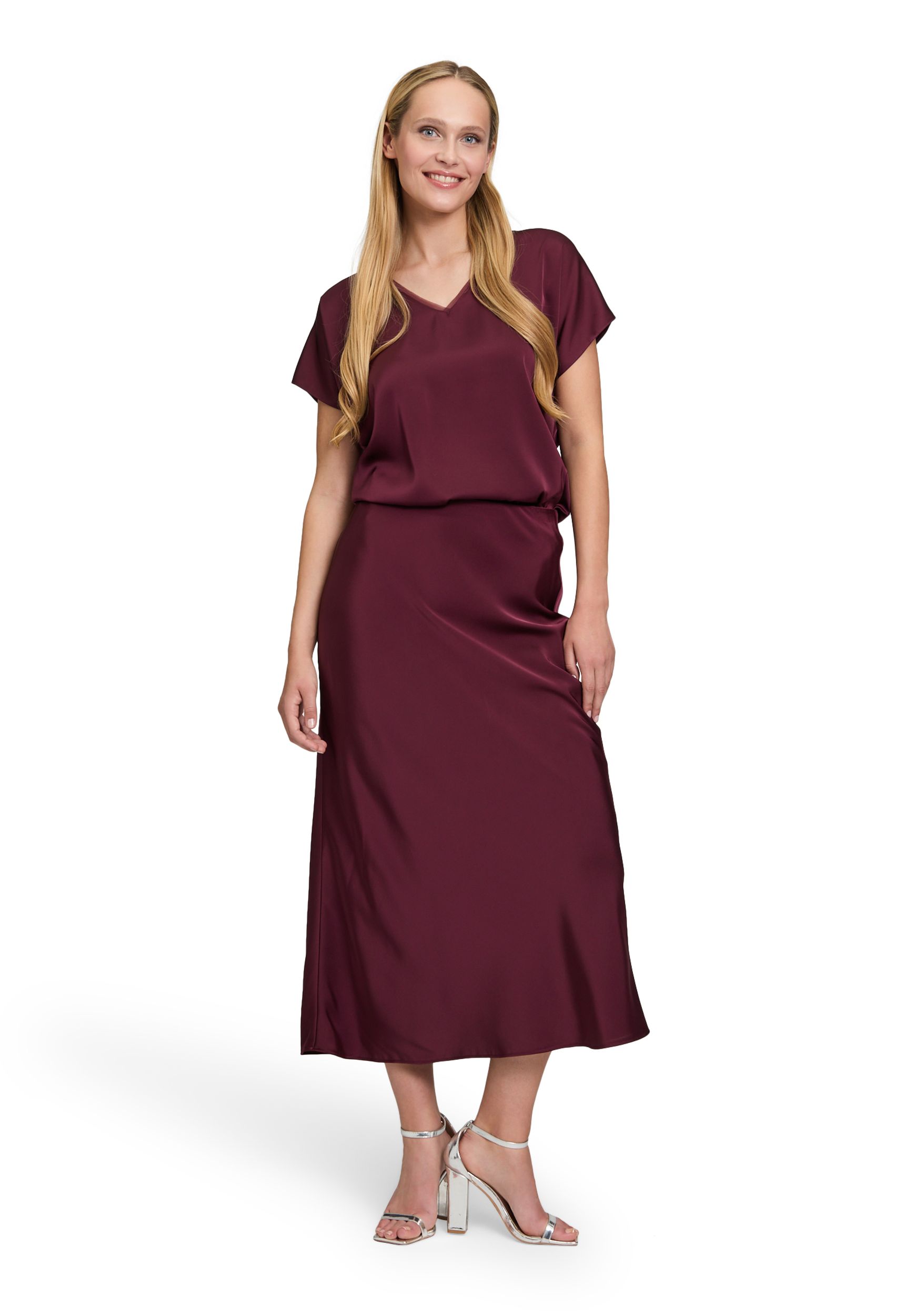 V by Vera Mont |  Satinrock | 40 | peony blush