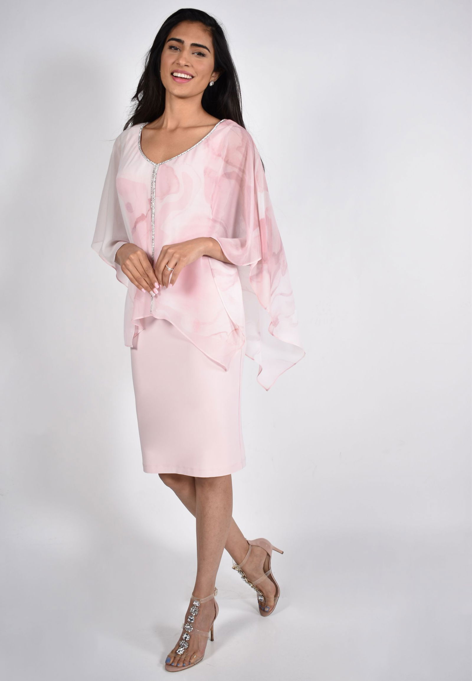 Frank Lyman Kurzes Kleid