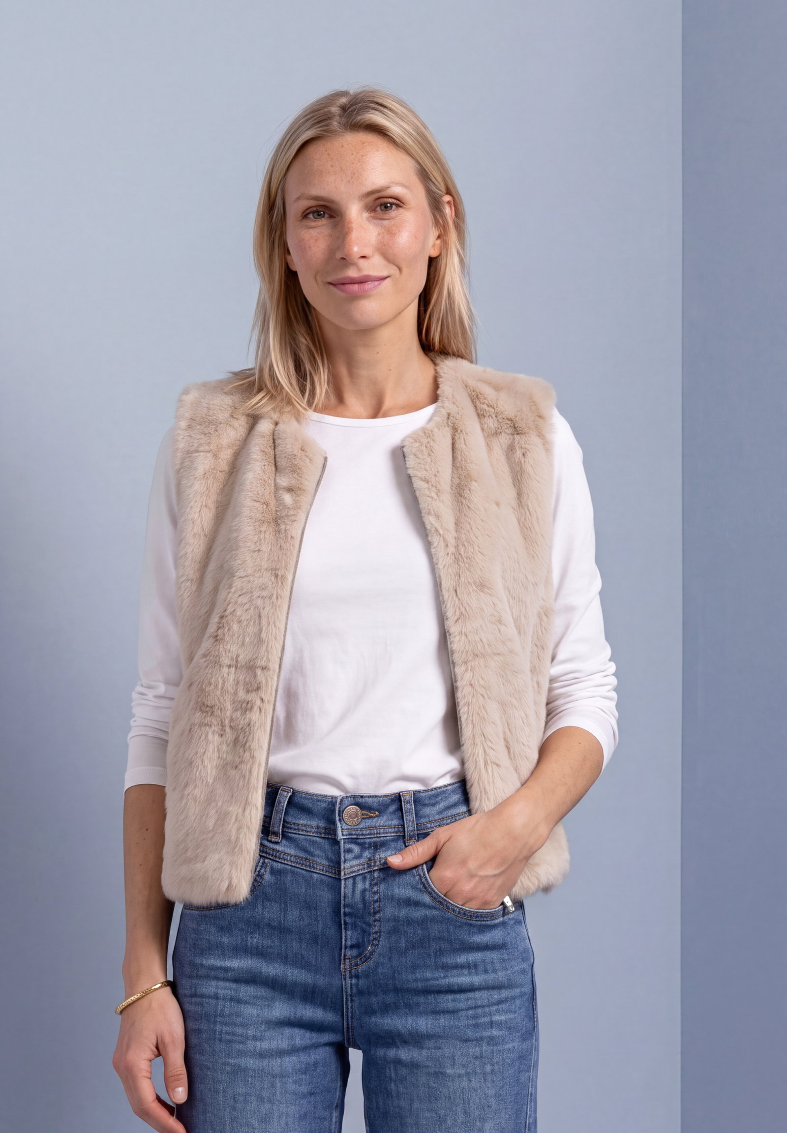 Fake Fur Vest, clay sand #3