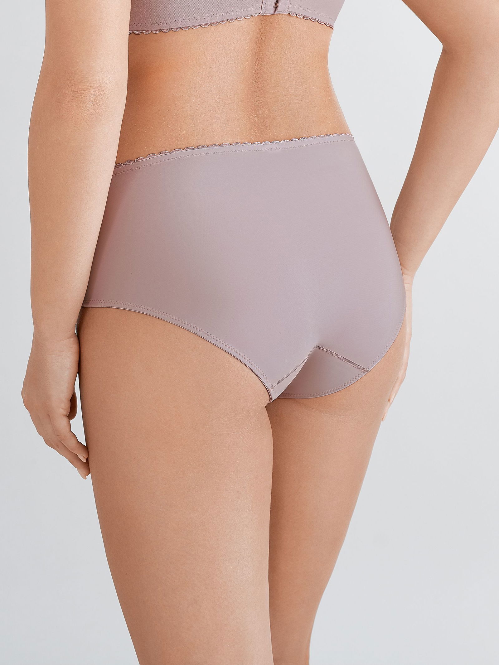 Felina Slip 