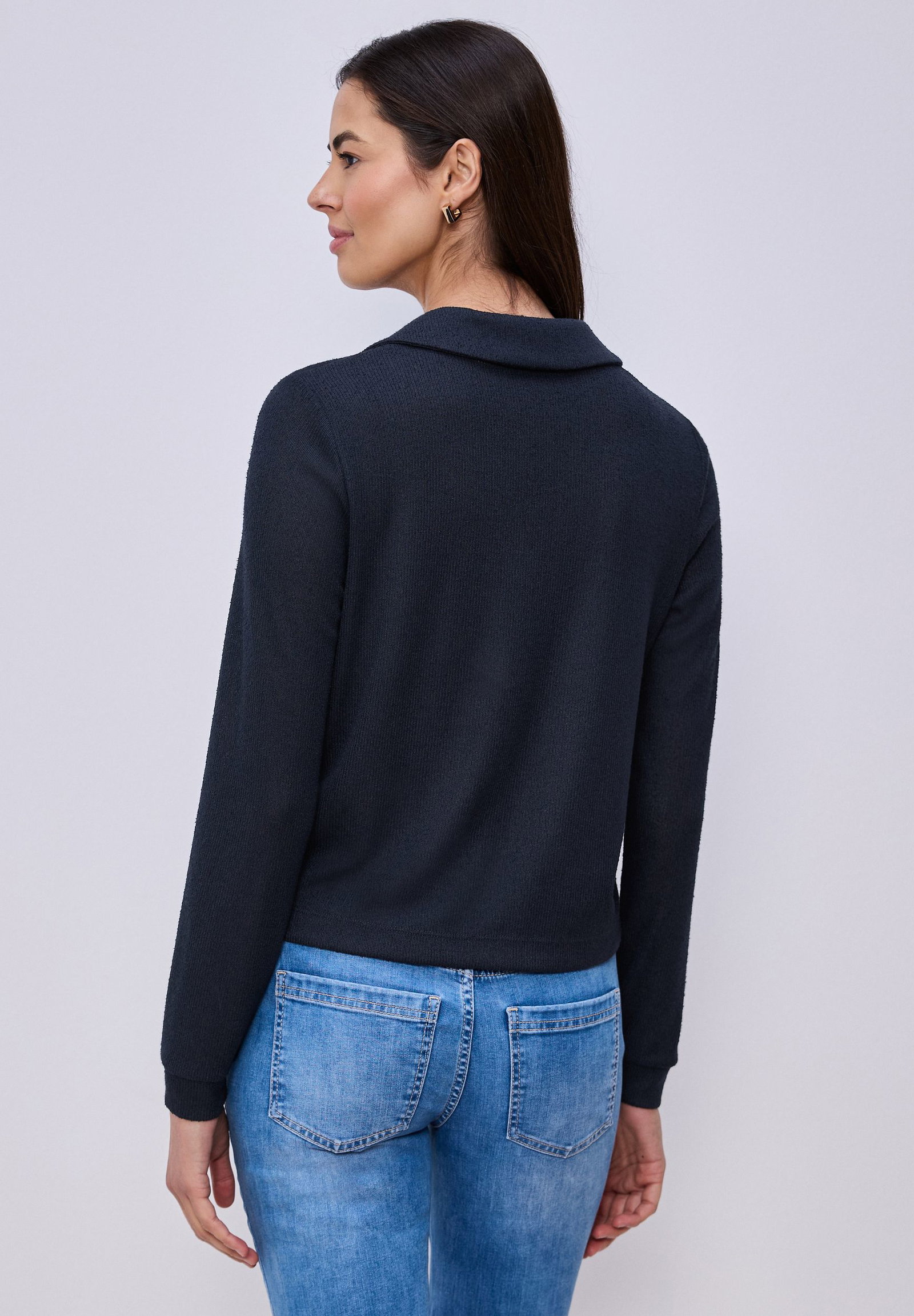 3a4f0f711ad63ba07b390493f0aad42a | knit look jacket w.bowling col, shadowed navy | 36 | 4565_17502
