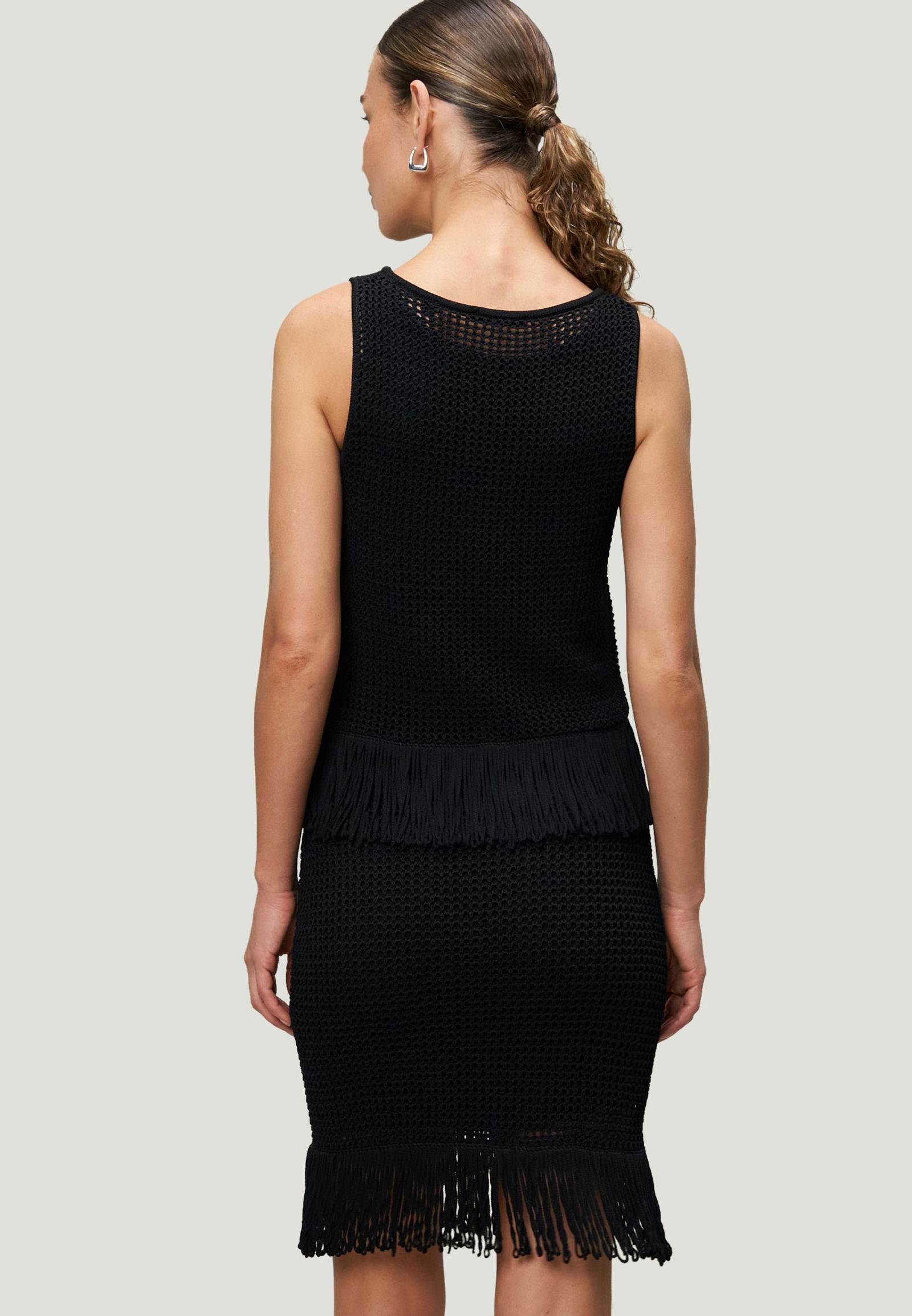 0856f6de9d382b14673074429276f08b Zero |  Zero Top  | 40 | black beauty