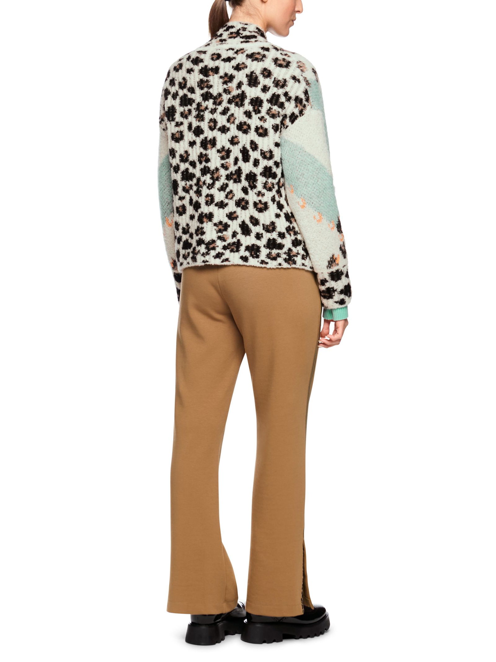  | Cardigan, soft teal | 40