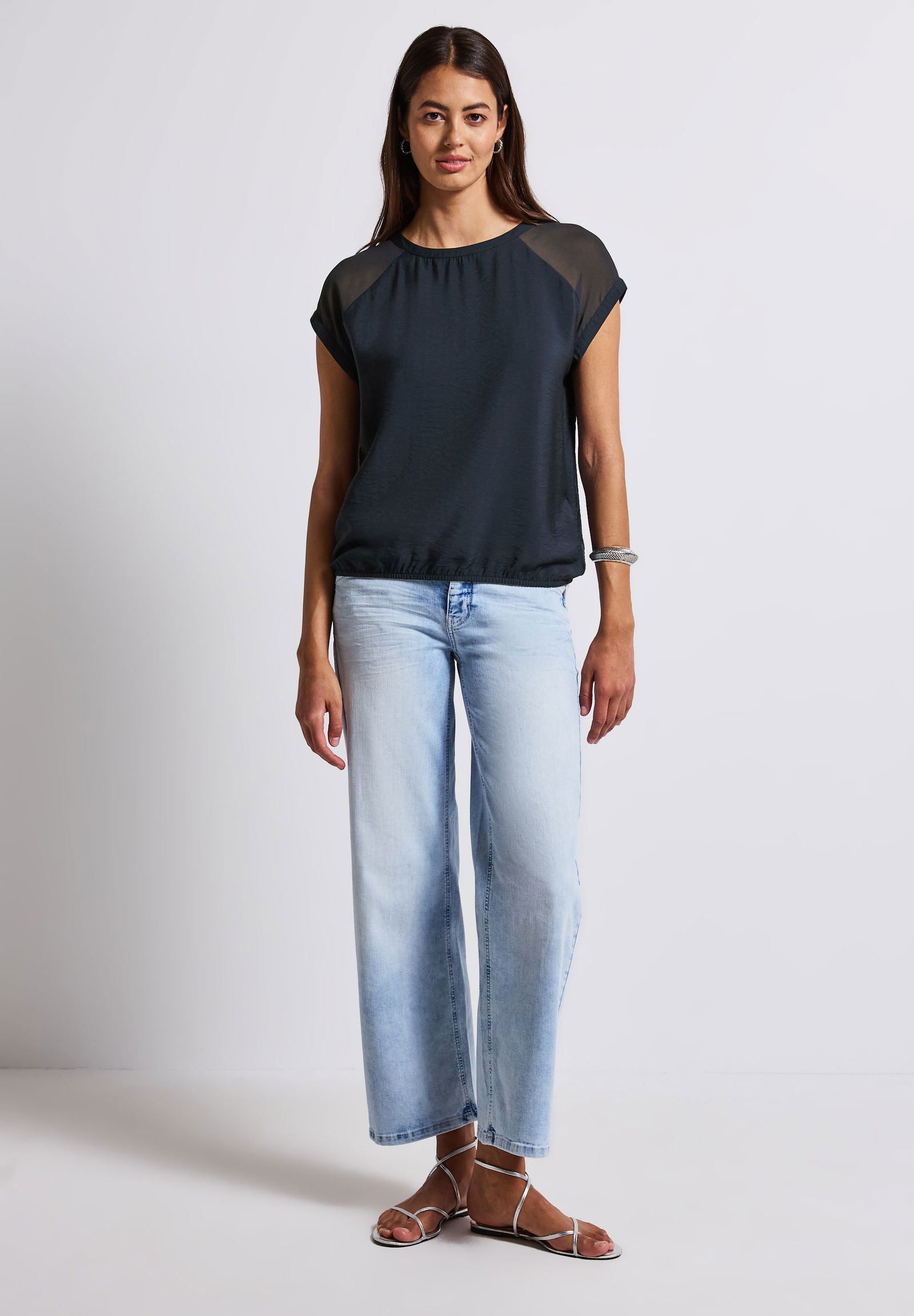 |  Blusenshirt mit Meshdetail | 42