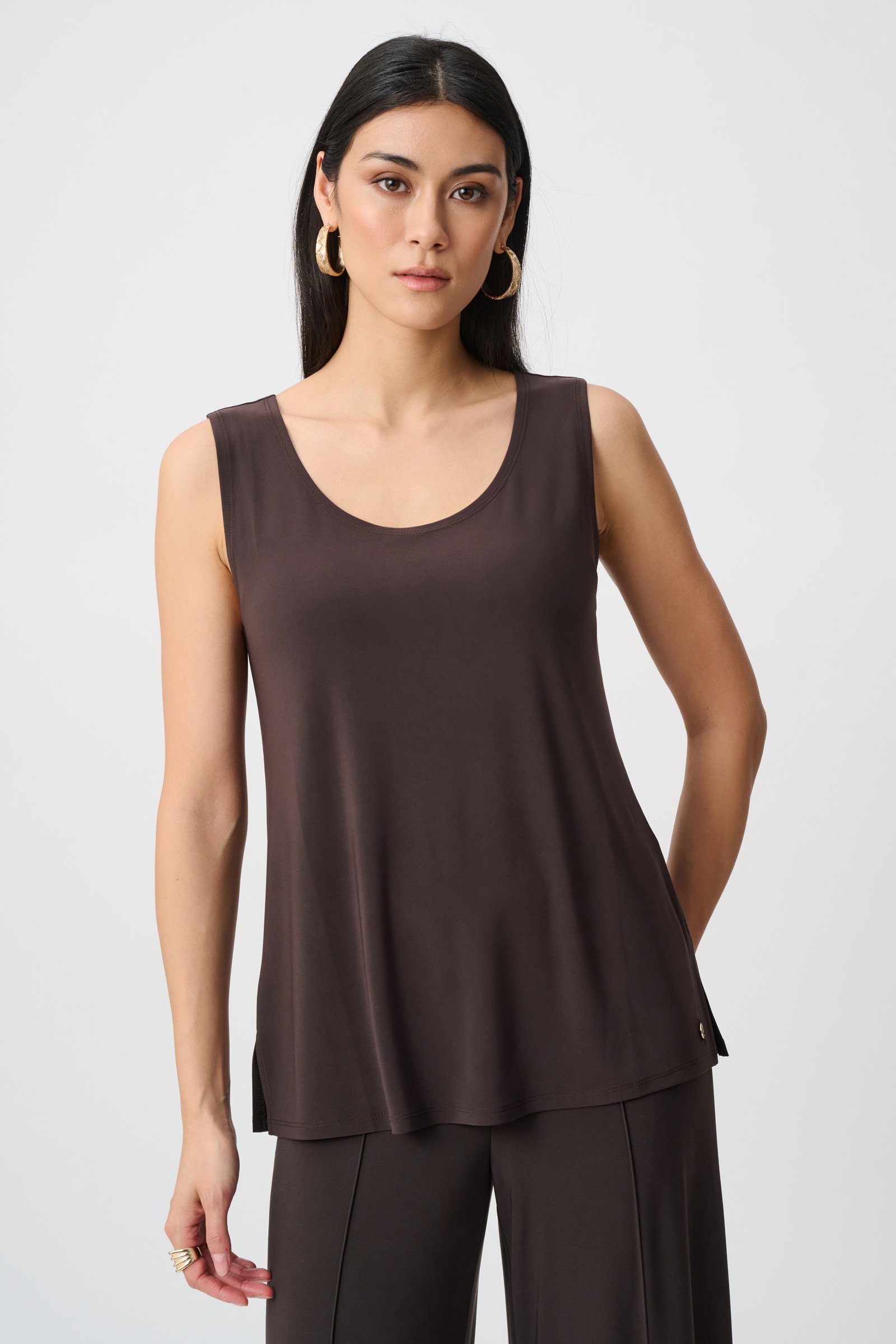 Joseph Ribkoff Top Mokka ärmelloses Silky-Knit-Camisole mit Rundhalsausschnitt #1