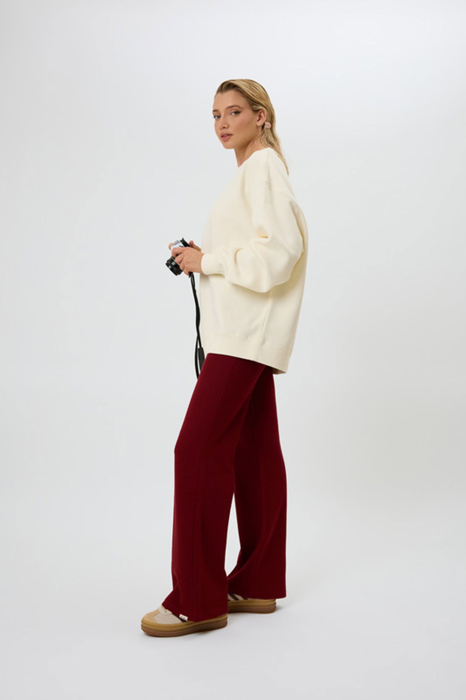 Oh April Sweater "Nostalgia Heart" #3