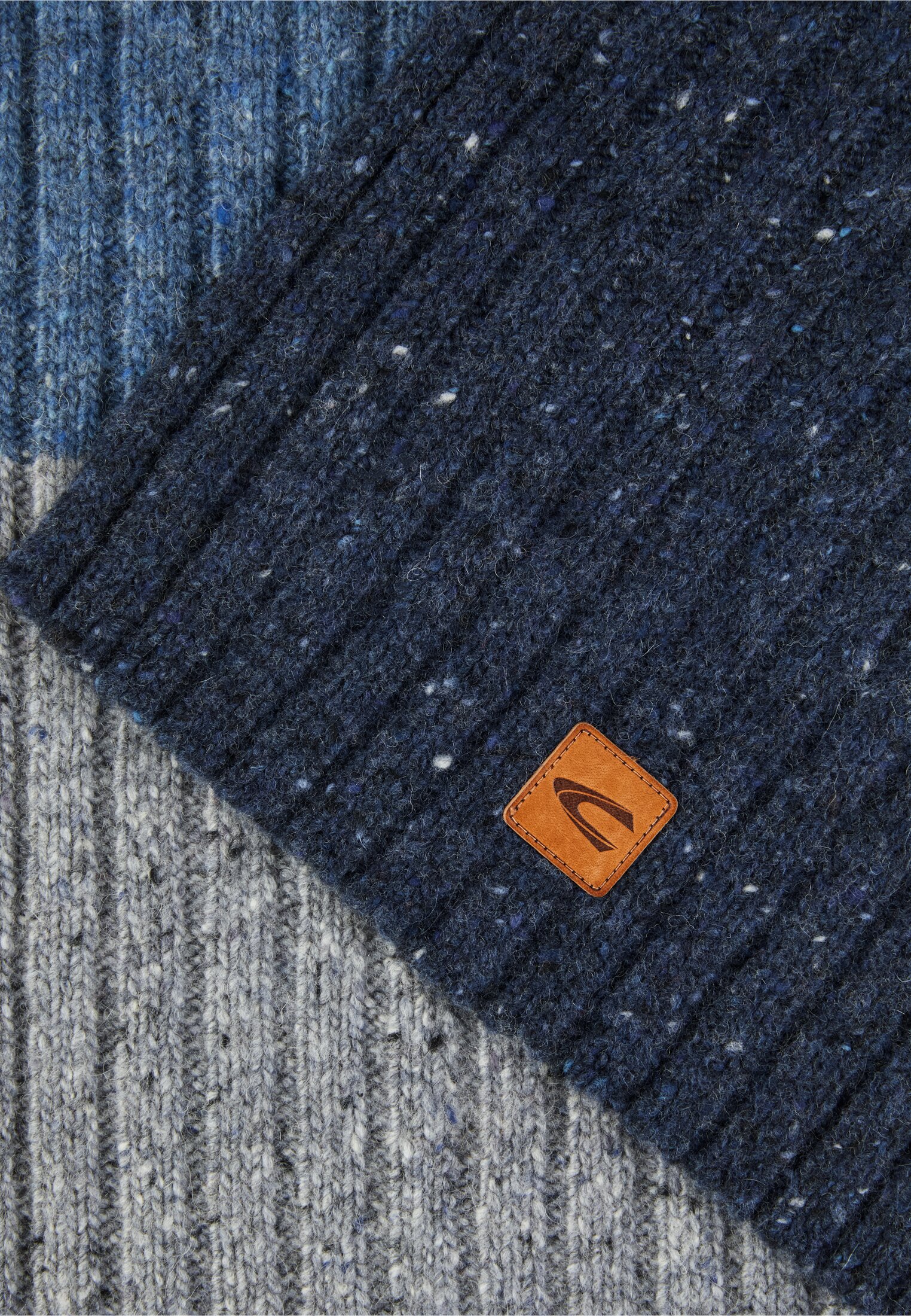Camel Active dicker Strickschal aus einem Wollmix #3