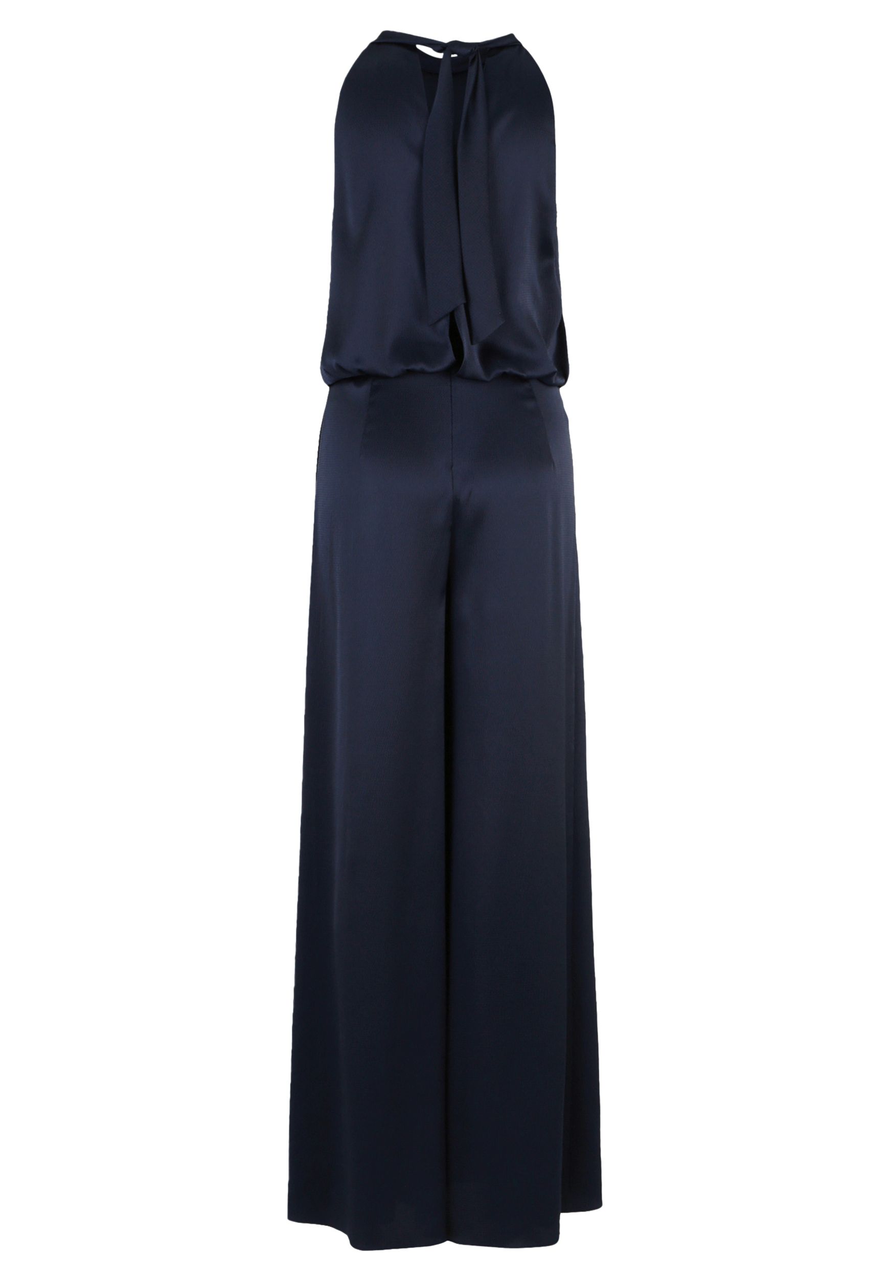 V by Vera Mont |  V by Vera Mont Overall  | 40 | turf