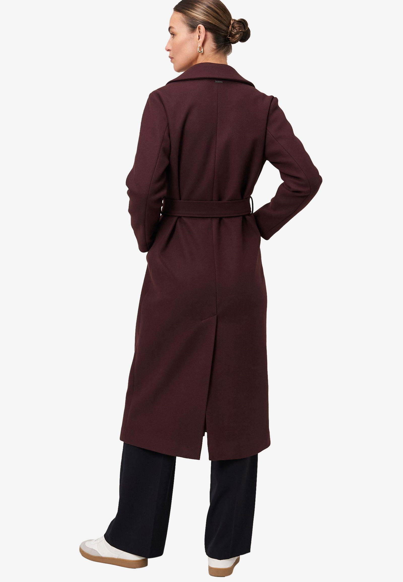 Zero |  Zero Mantel | 36