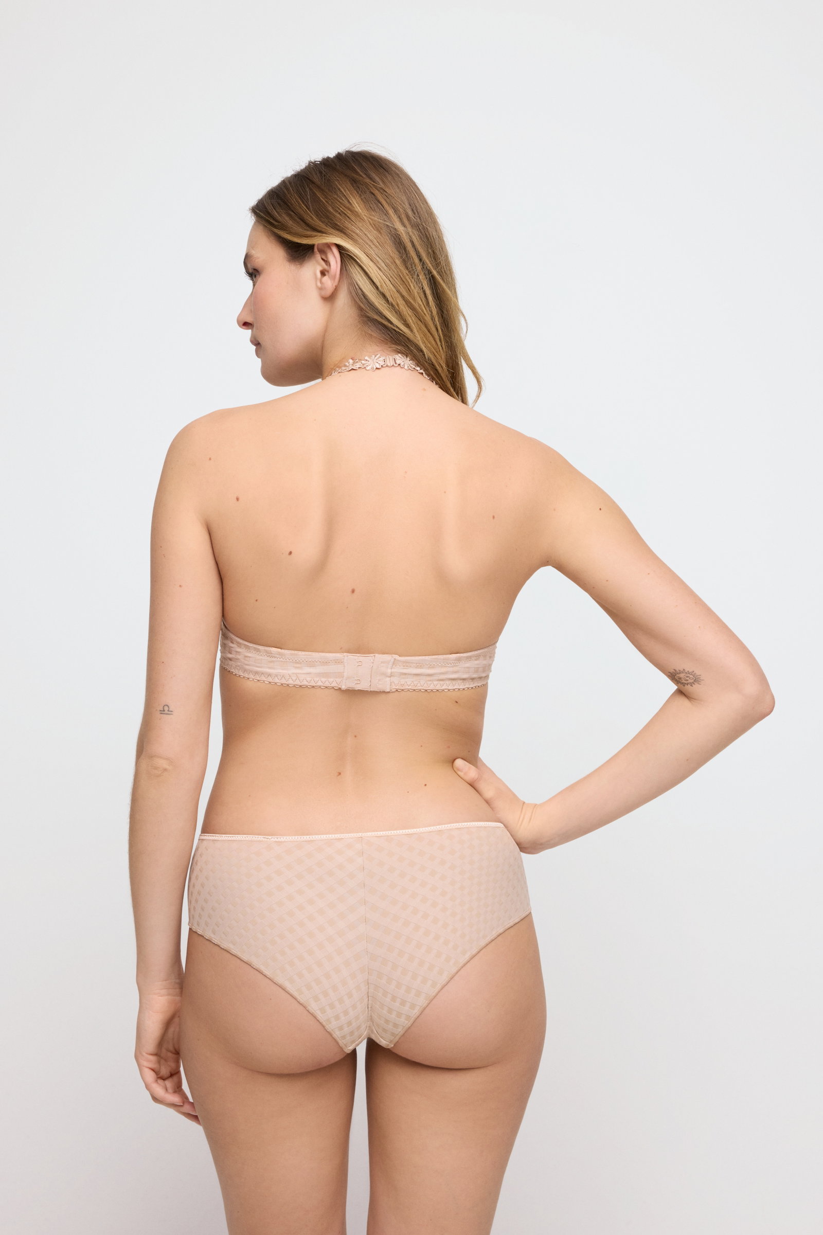 Hotpants, CAL #10