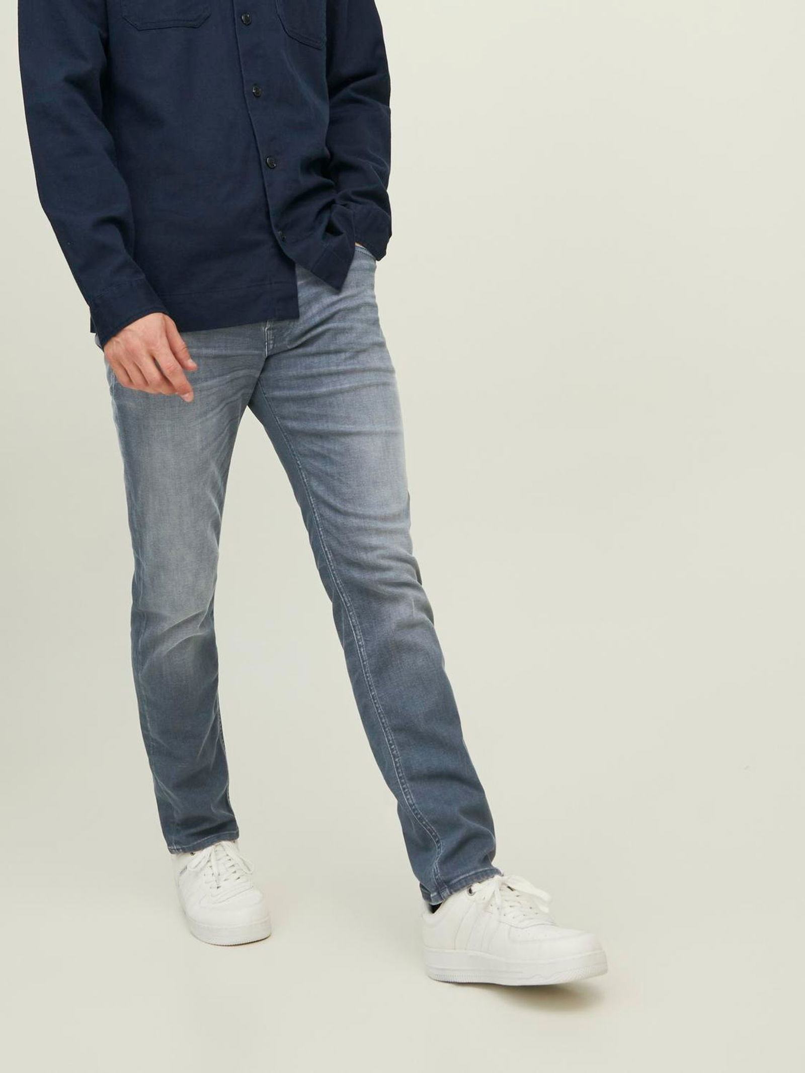 Jack&Jones | Jack&Jones Straight Leg Jeans | 34/32 | grey denim