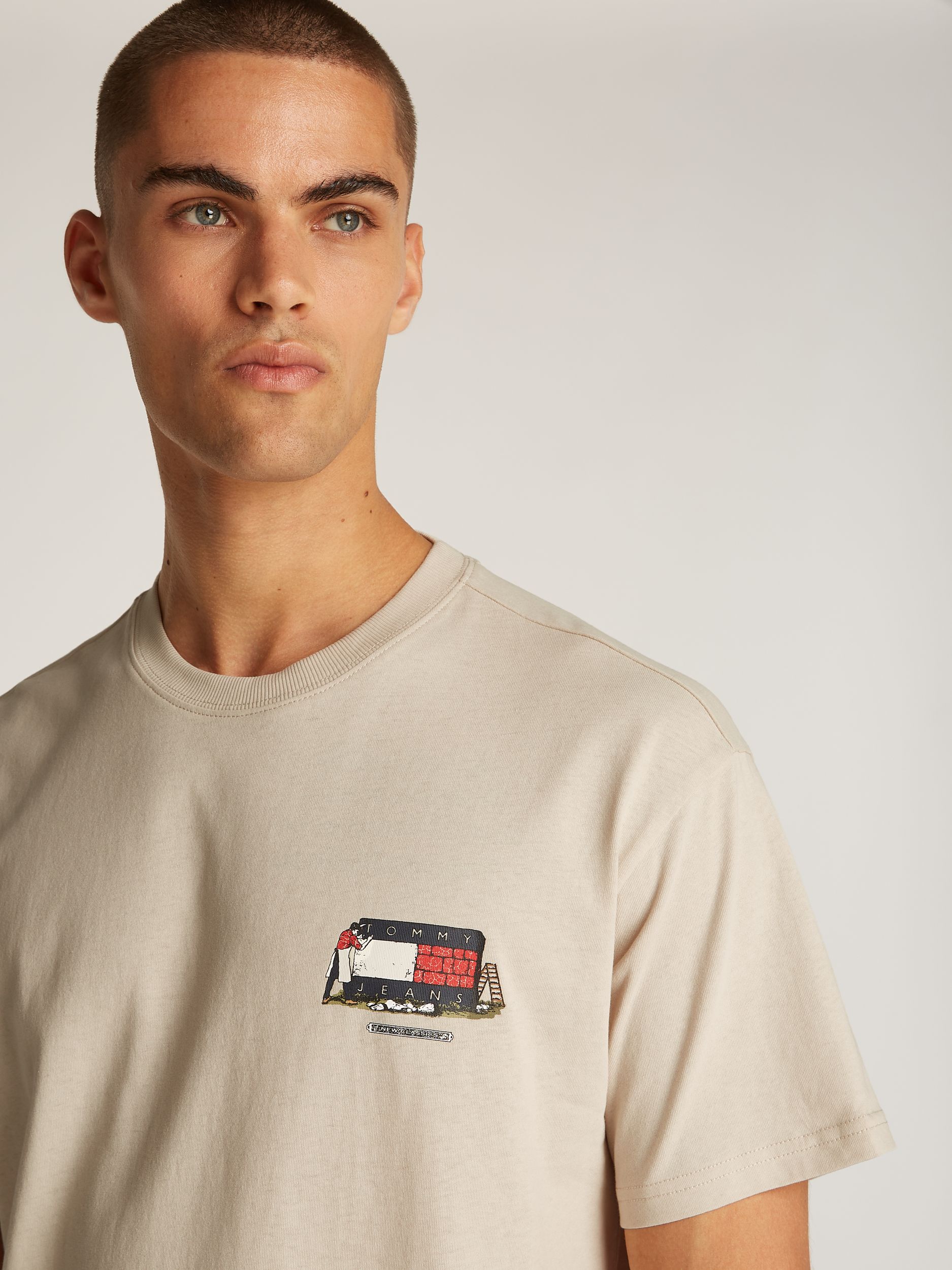 Tommy Jeans |  Tommy Jeans Shirt  | S | newsprint