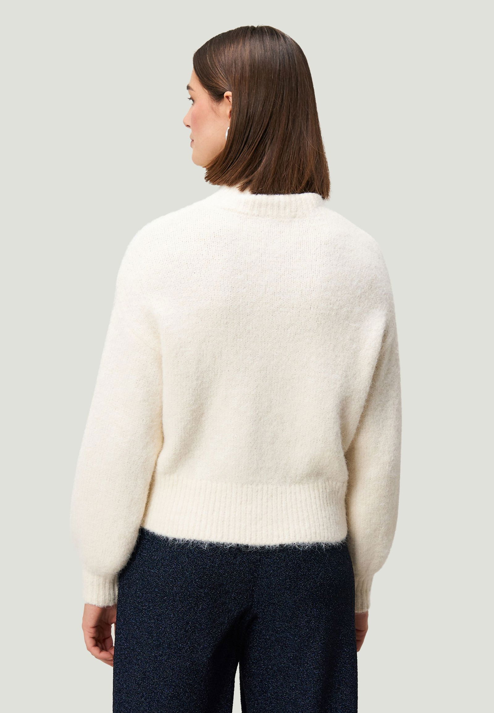 Zero | Zero Pullover | L | eggnog