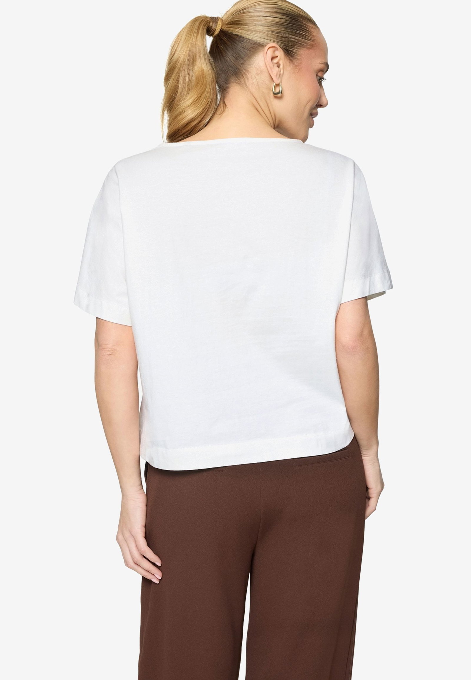 Zero |  Zero Shirt  | 34 | creamcream