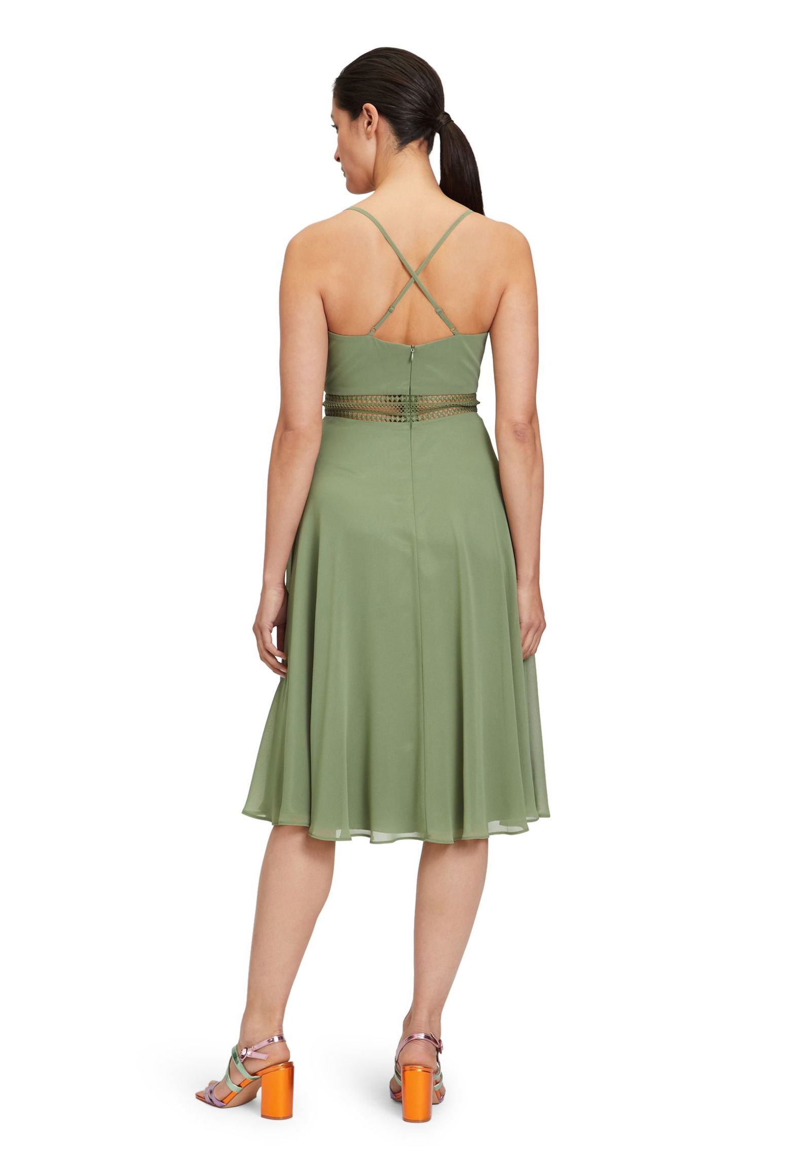 fbd1d7956e7c6abdea60cd305395dccd VM by Vera Mont Cocktailkleid