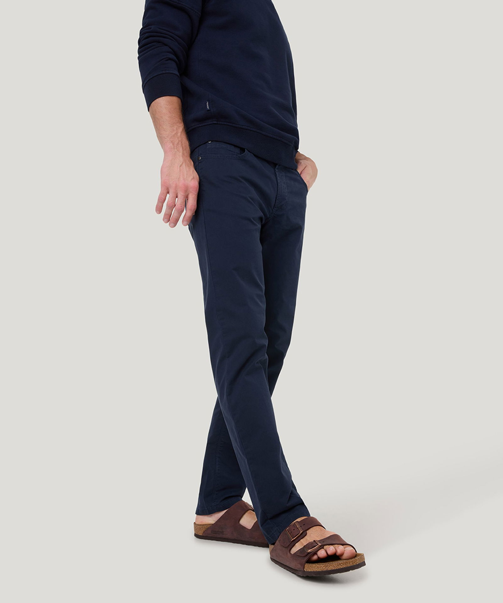 Pioneer |  Pioneer Straight Leg Jeans  | 38/30 | night sky