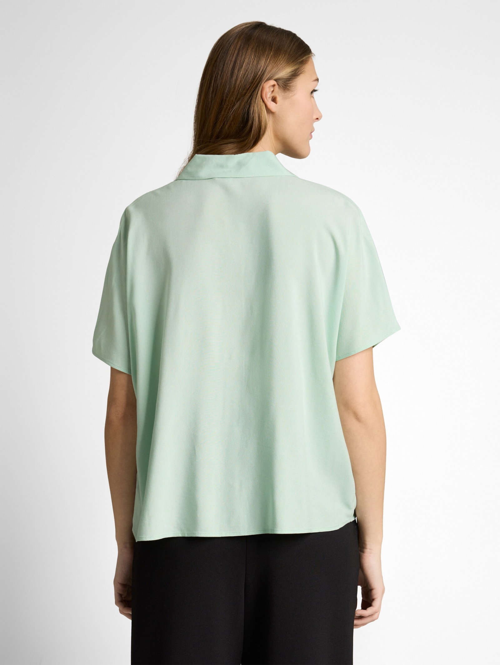 easy shortsleeve viscose blous, light matcha green #4