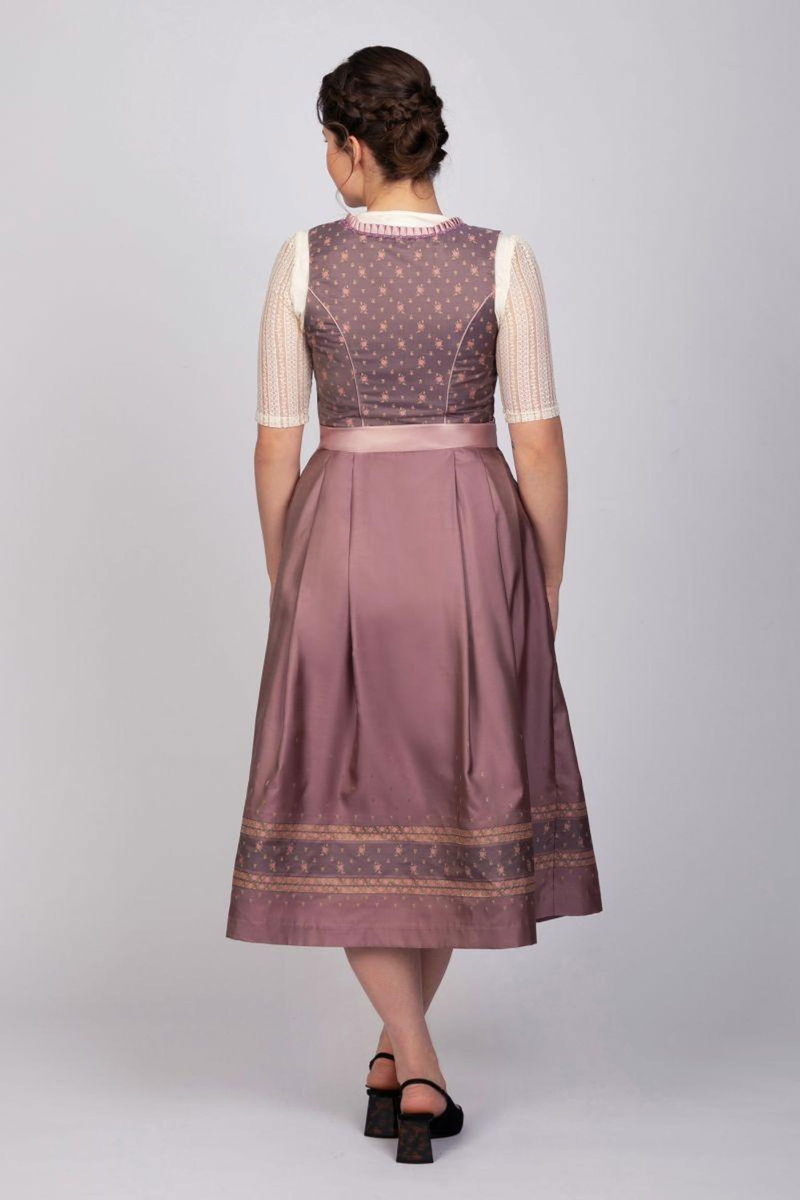 a3e1655116aa2f72e9ab039f5a142720 Edelnice | Edelnice Dirndl | 44 | lila