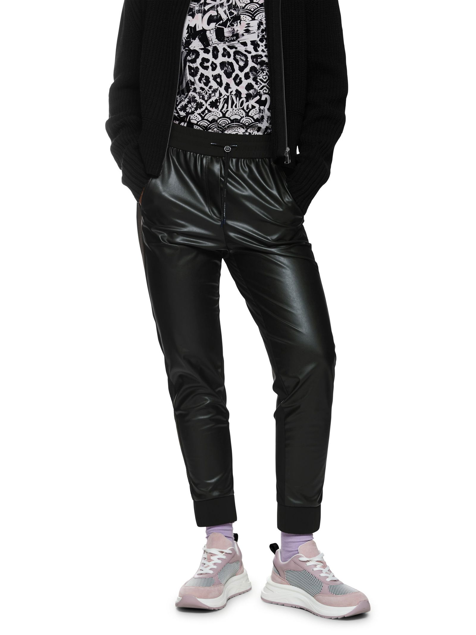 2b1aa0b46212c42c69def92fe097a0d3 Marc Cain Sports |  Marc Cain Sports Joggingpants  | 46 | black