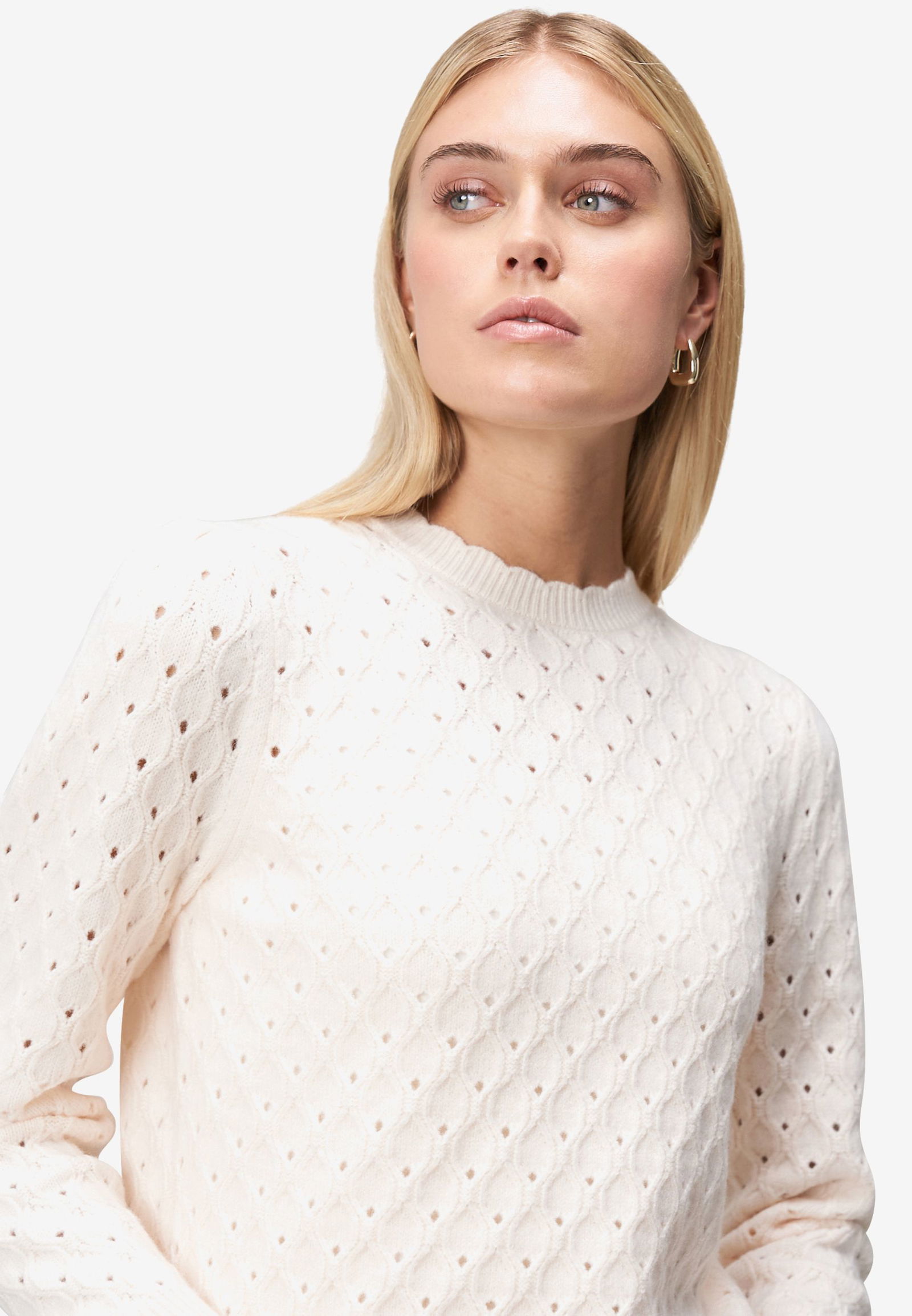 Zero |  Zero Pullover  | 44 | eggnog