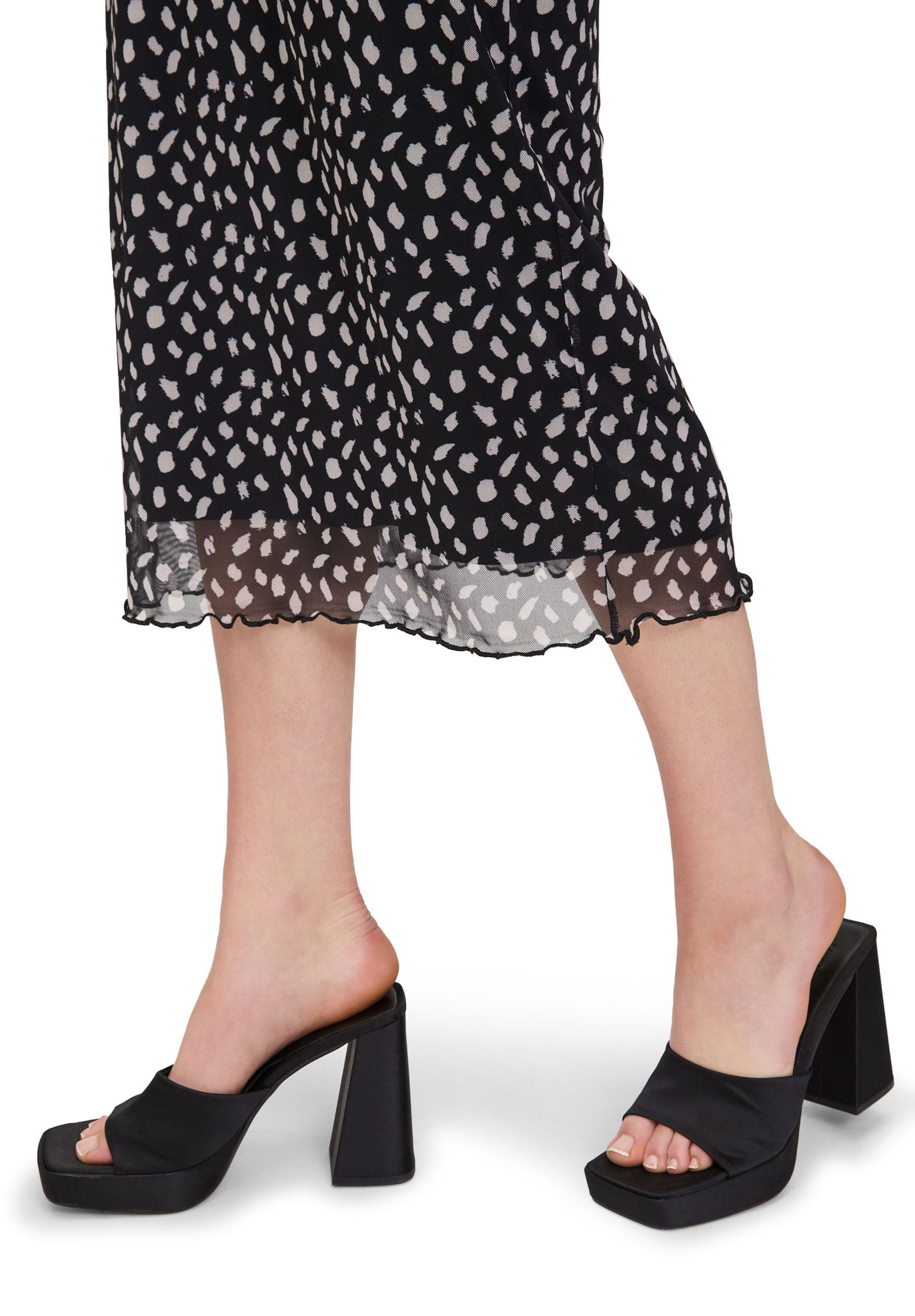  |  Rock Mittellang Casual, White/Black | 36 | weiß/schwarz