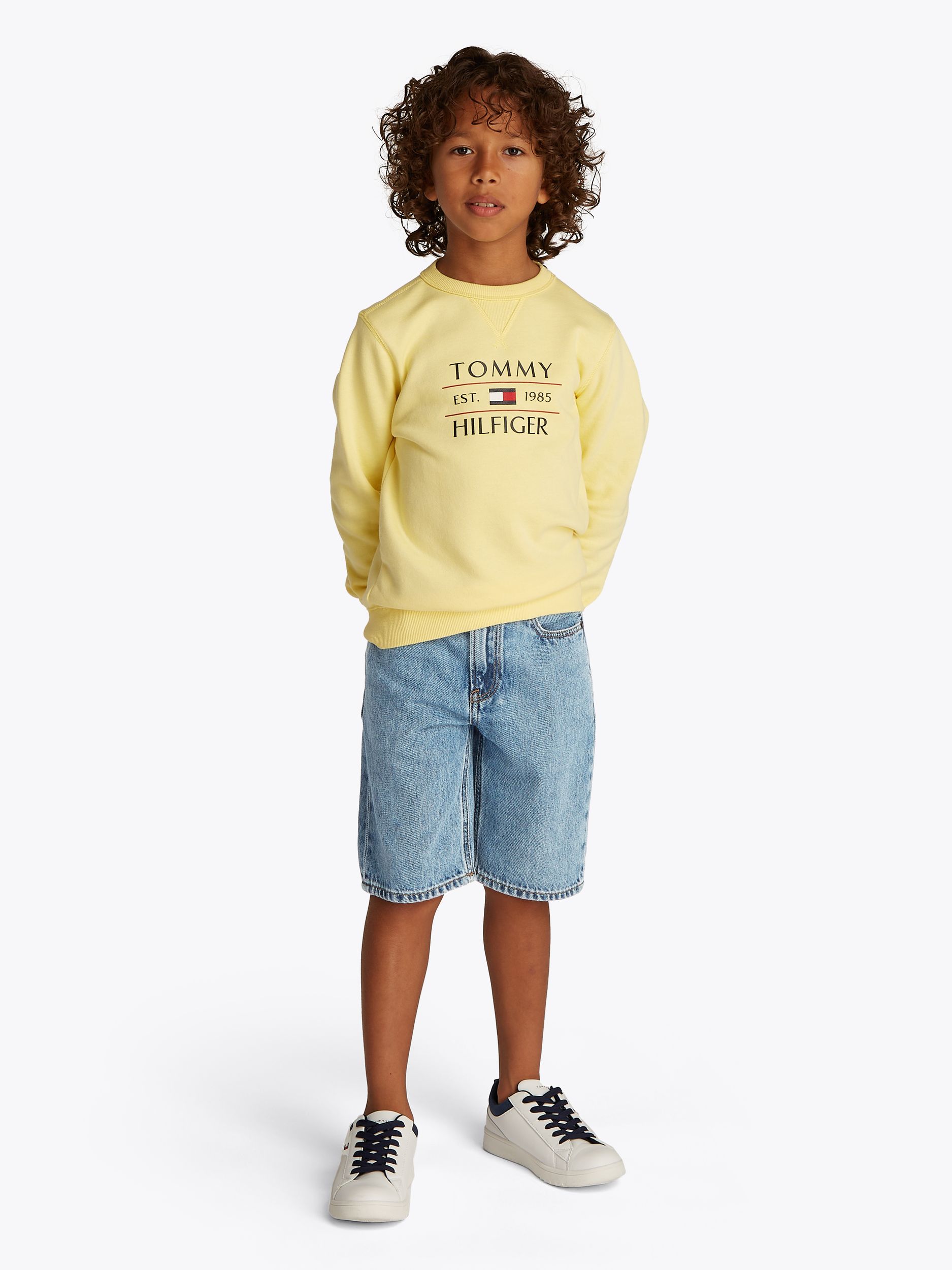 Tommy Hilfiger |  MODERN STRAIGHT DENIM SHORT | 176 | authredcastmid