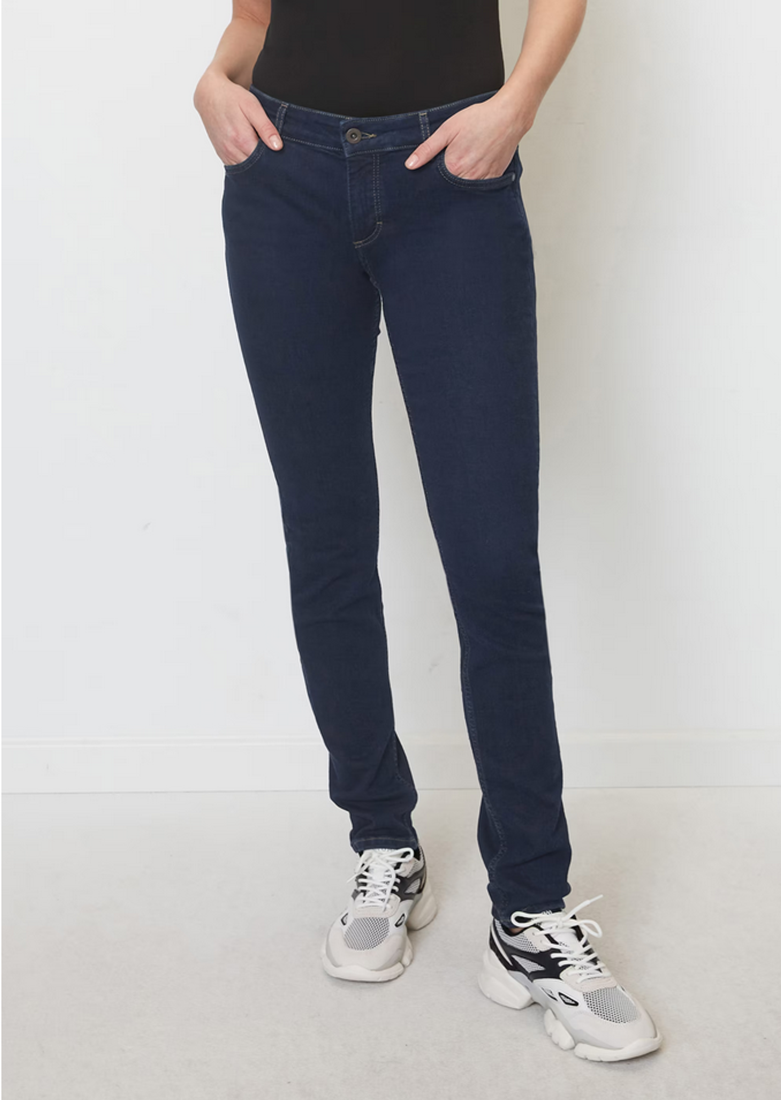 32439394a5cf465e5f12516795ee095f Damen Stretch Jeans mit Kontrastnähten in motor scooter wash
