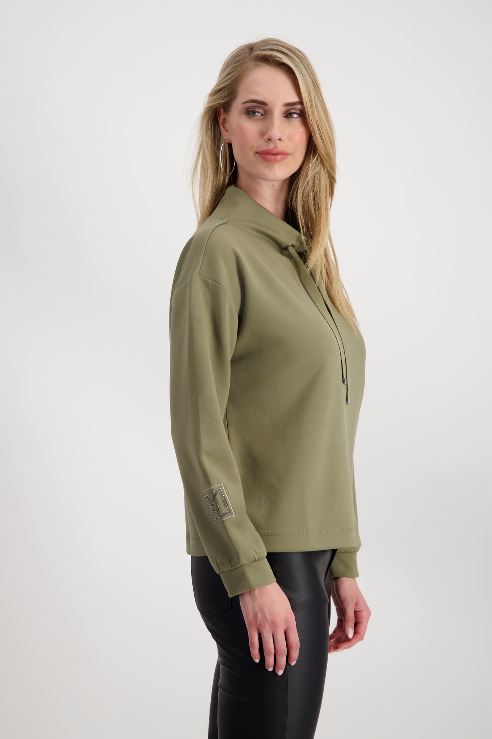  |  Pullover, green tea | 46 | jade