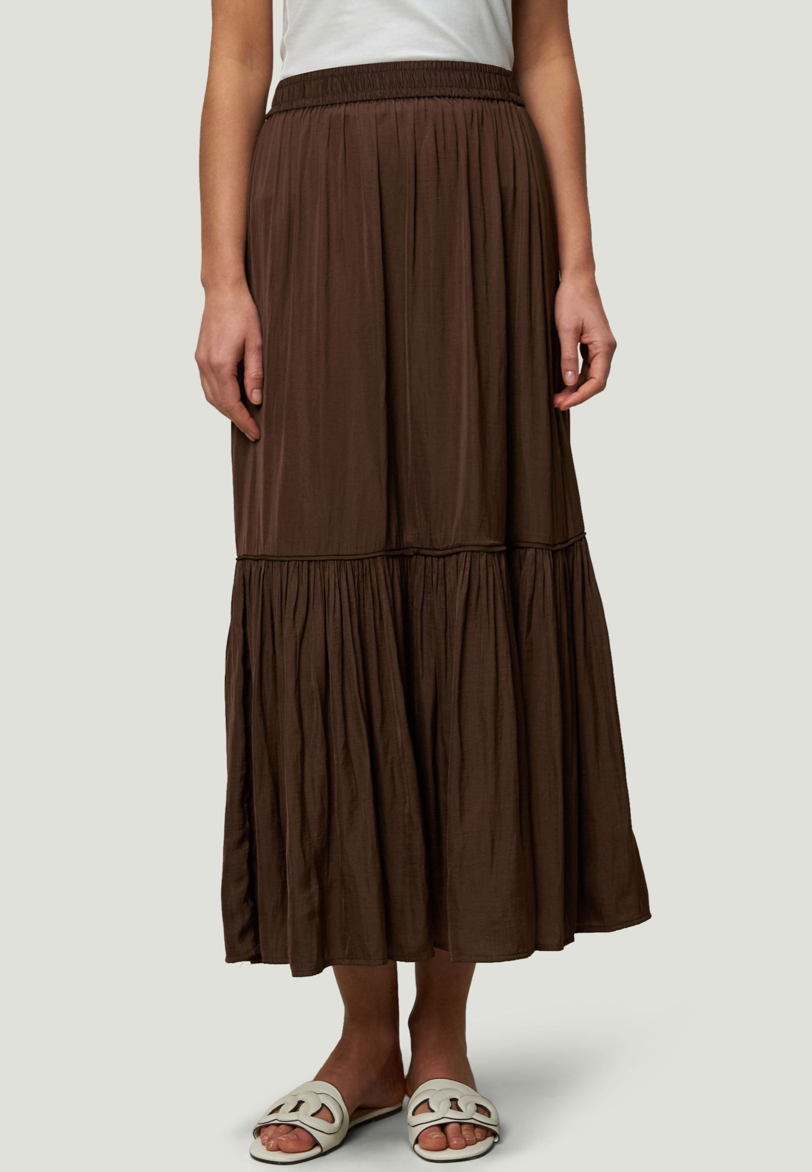 6d42b920a92535e4879715254b6f1ac6 Zero |  Zero Maxirock  | 44