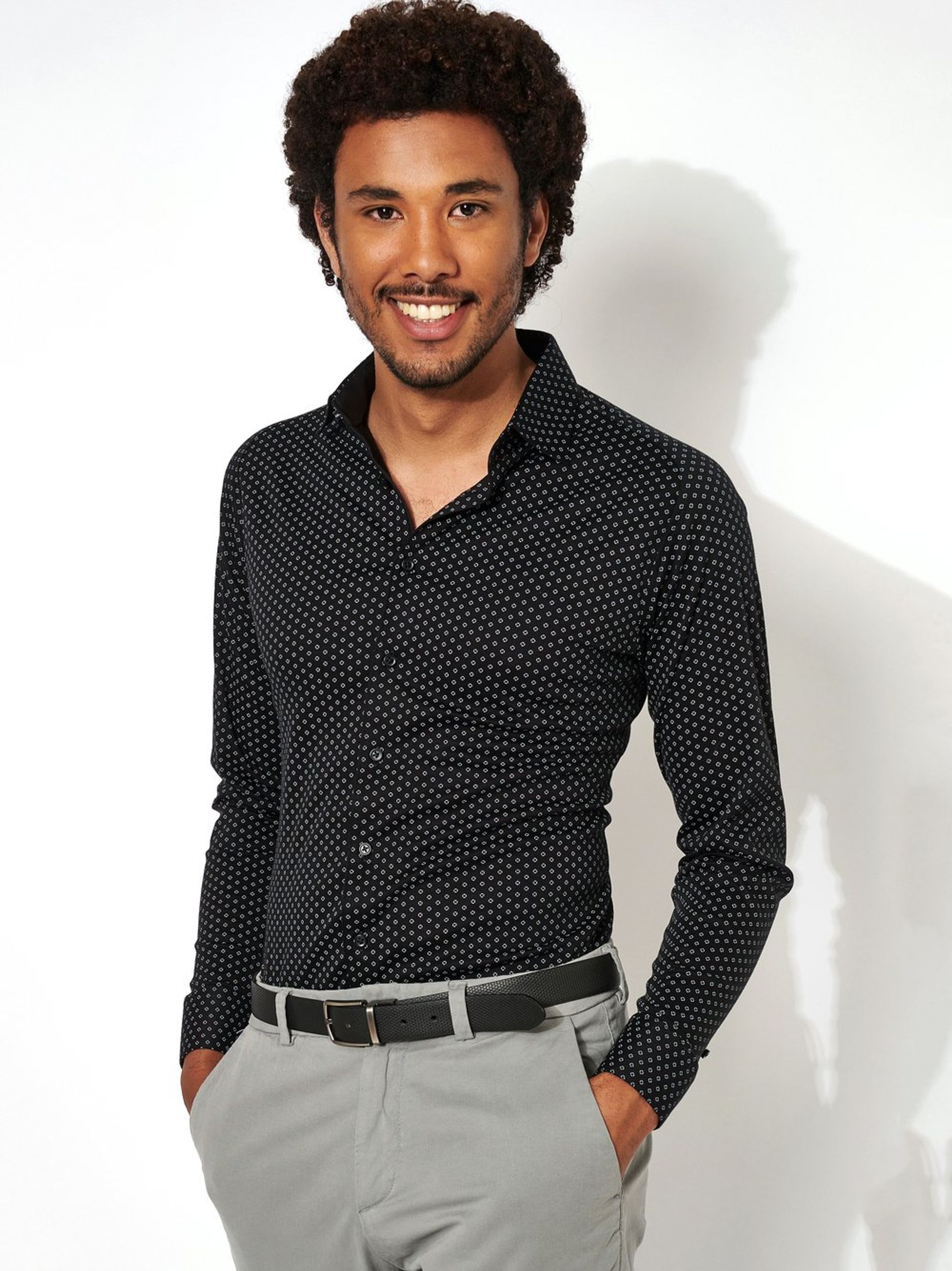 DESOTO |  DESOTO Hemd Slim Fit  | XL | black with red dots