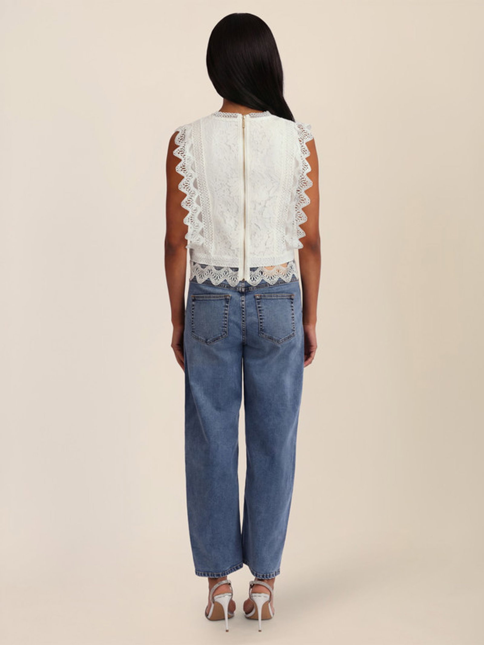 Apart Spitzentop mit Rüschen und Häkeldetails #3