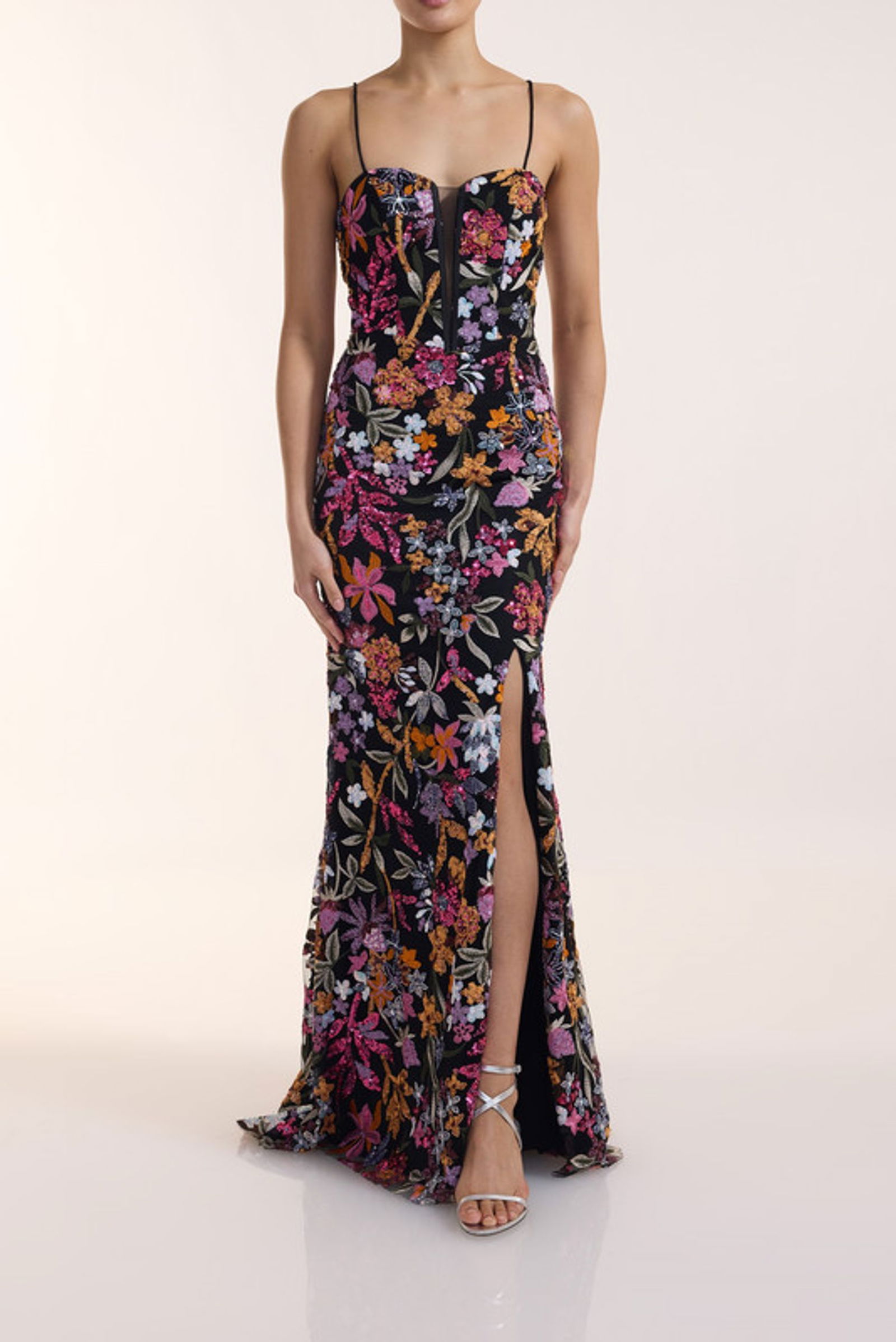 70689242df58d7c3ecf54dc2a08d66cc Unique | Unique Langes Kleid | 36 | black