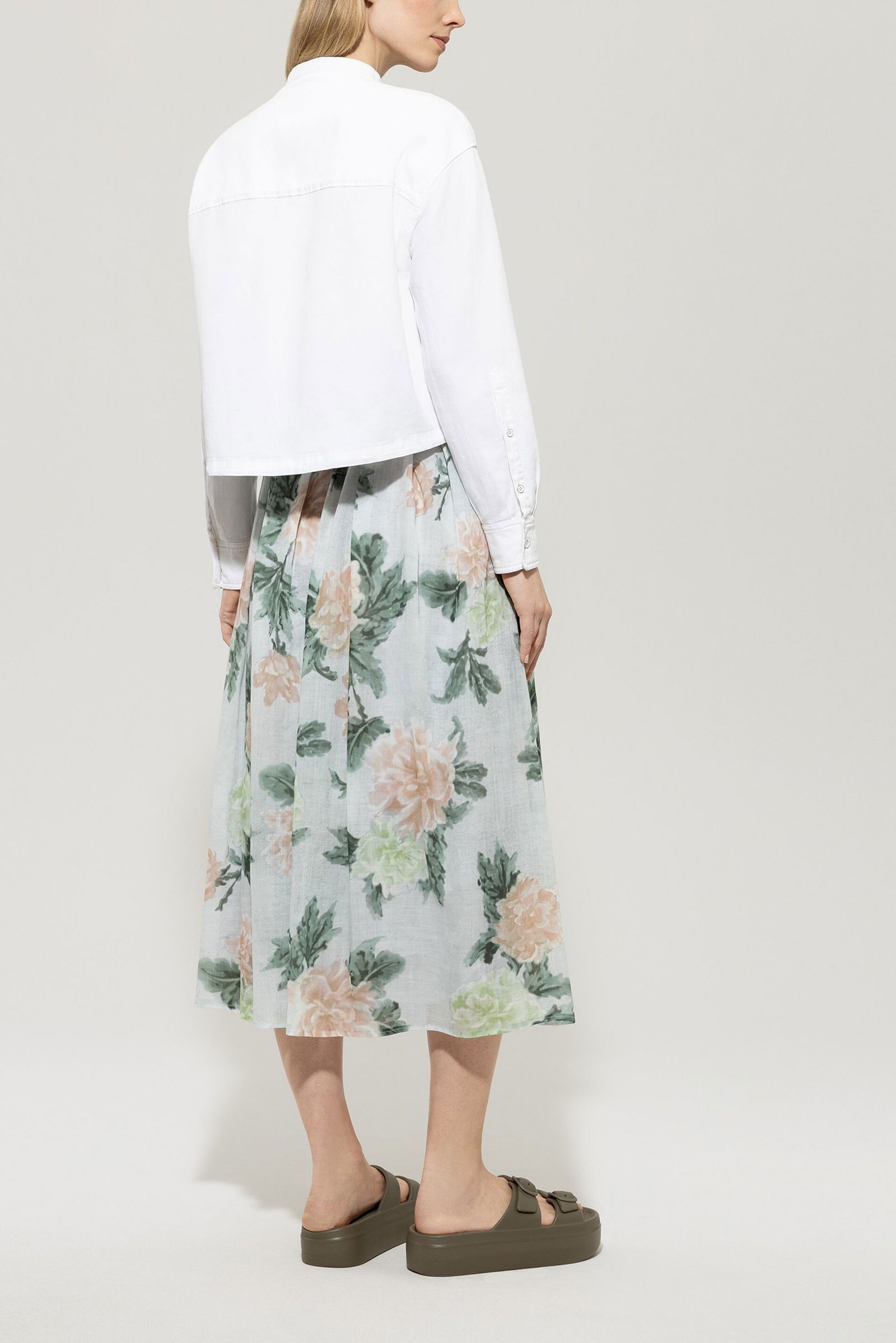 Luisa Cerano |  Luisa Cerano Kurzblazer  | 38 | white