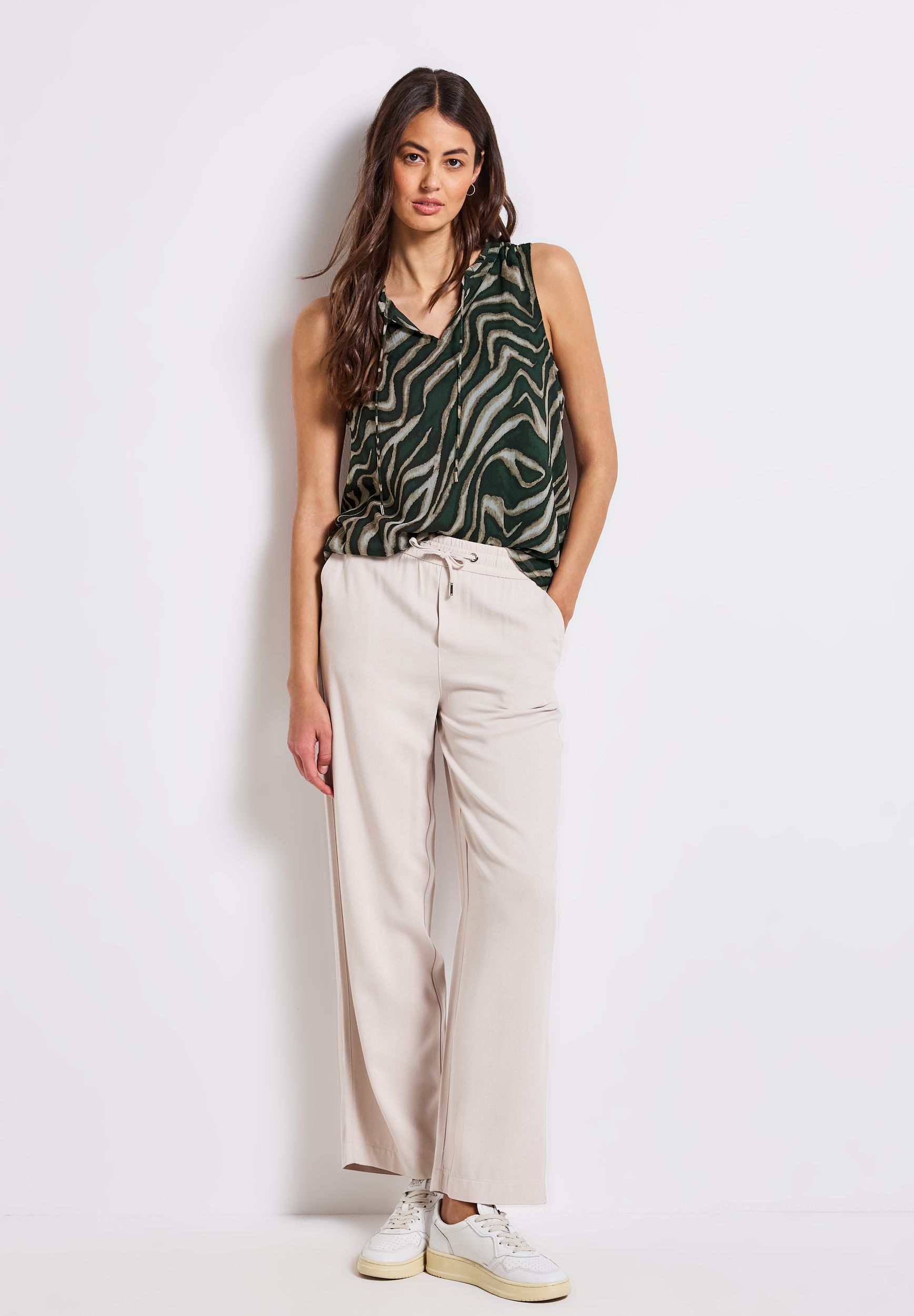  |  Chiffon Blusentop mit Print | 42