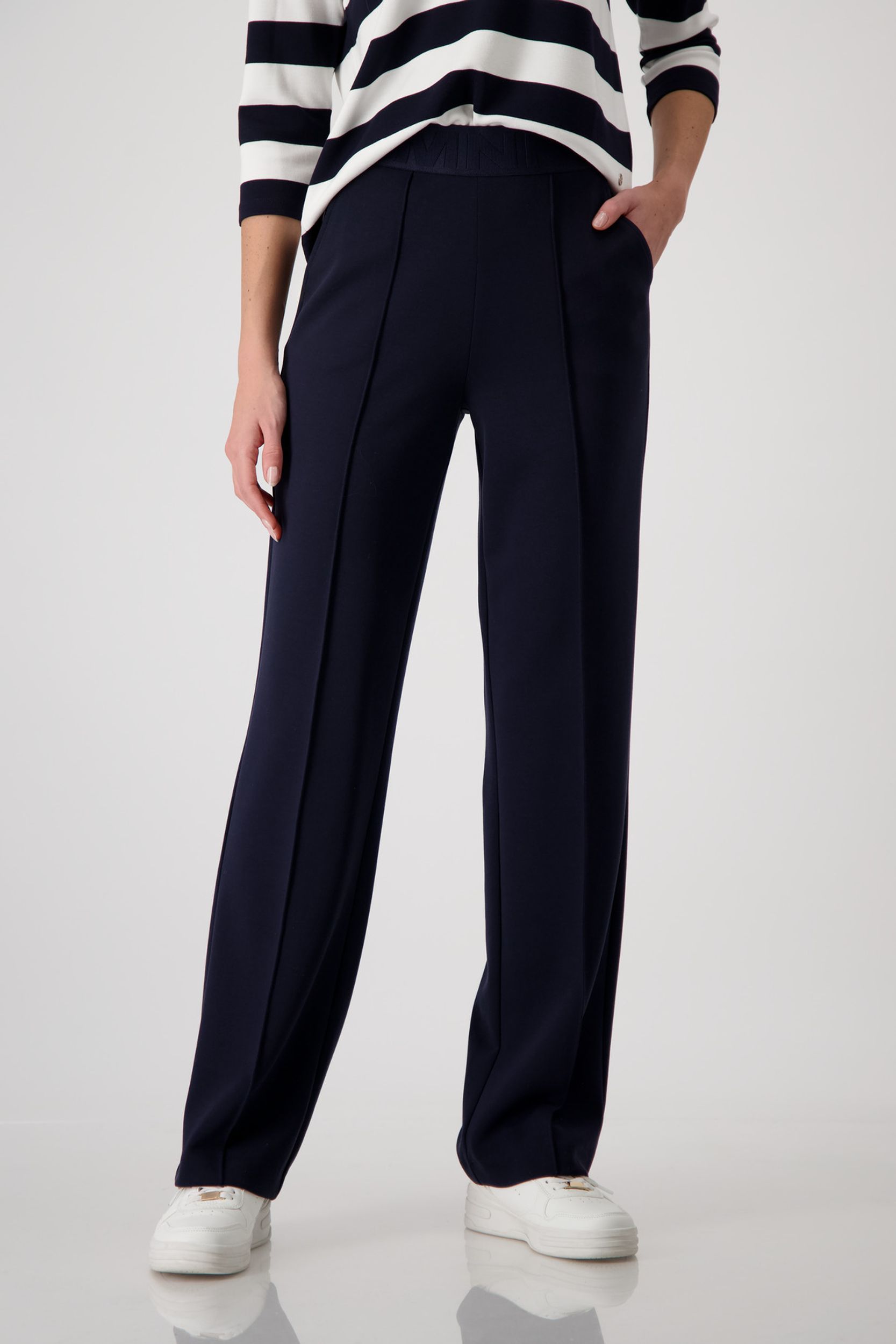 Monari |  Monari Schmale Hose  | 42