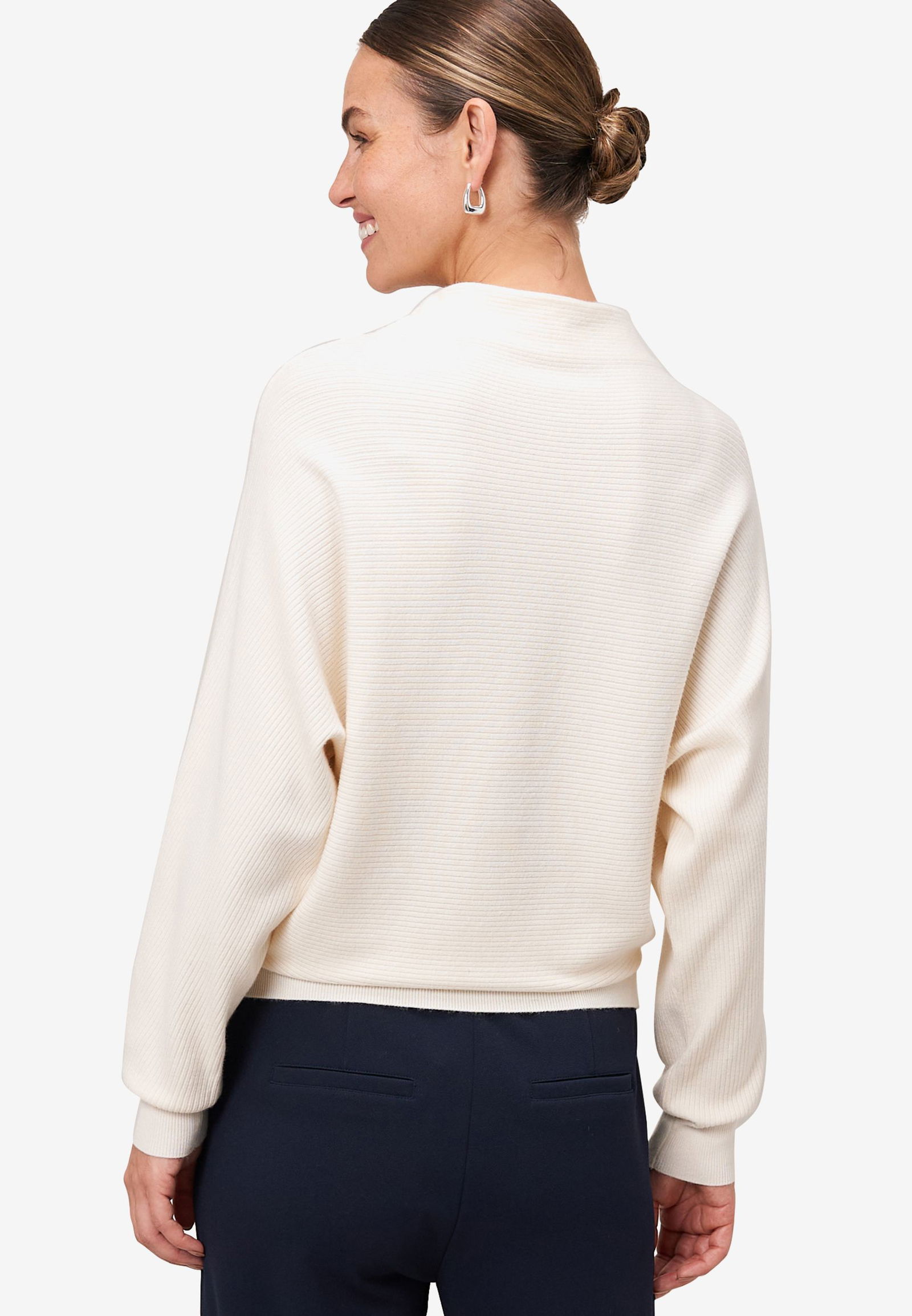 Zero |  Zero Pullover  | 36 | eggnog